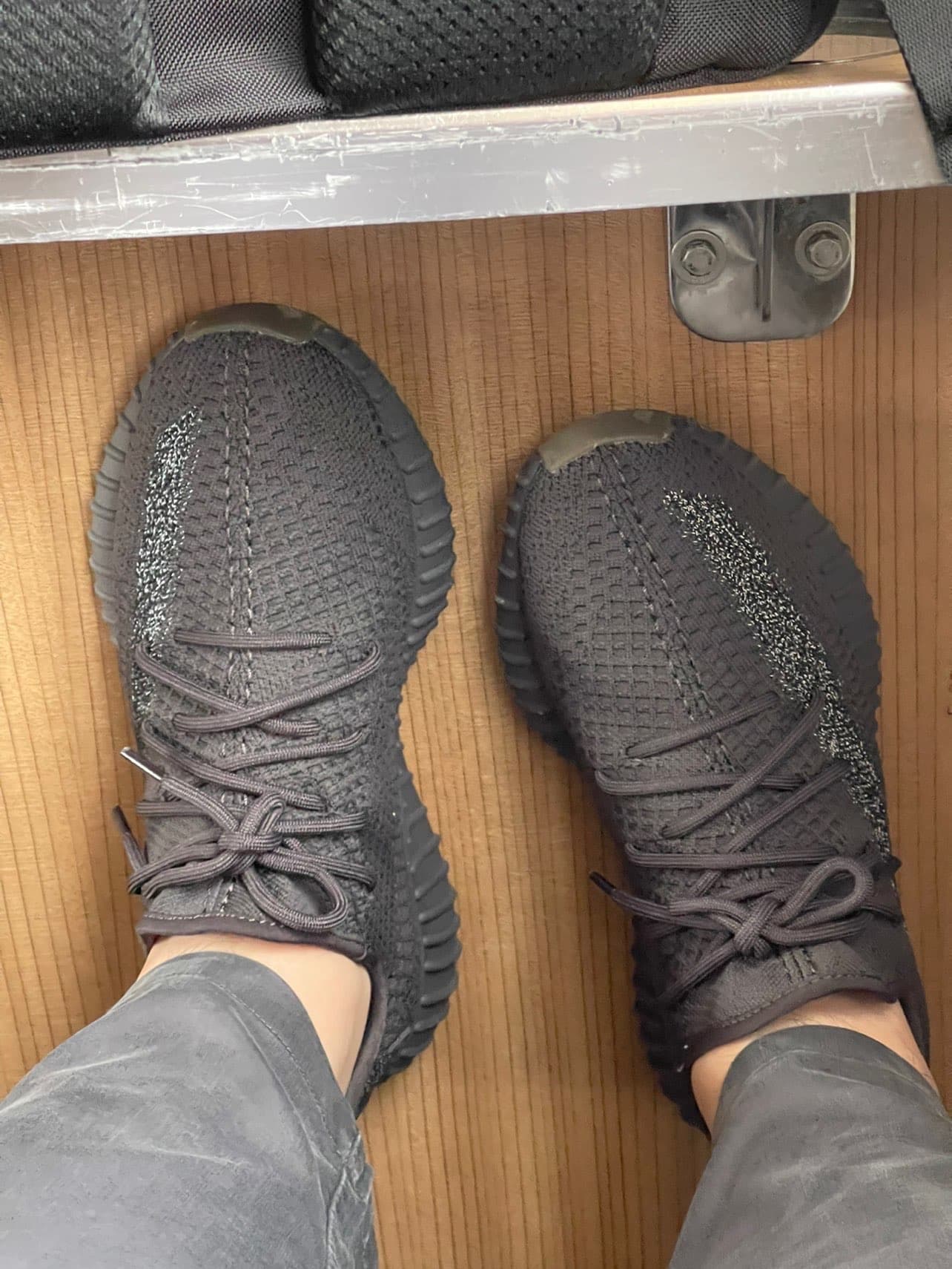 adidas originals Yeezy Boost 350 V2 "Cinder Reflective" - фото покупателя Света