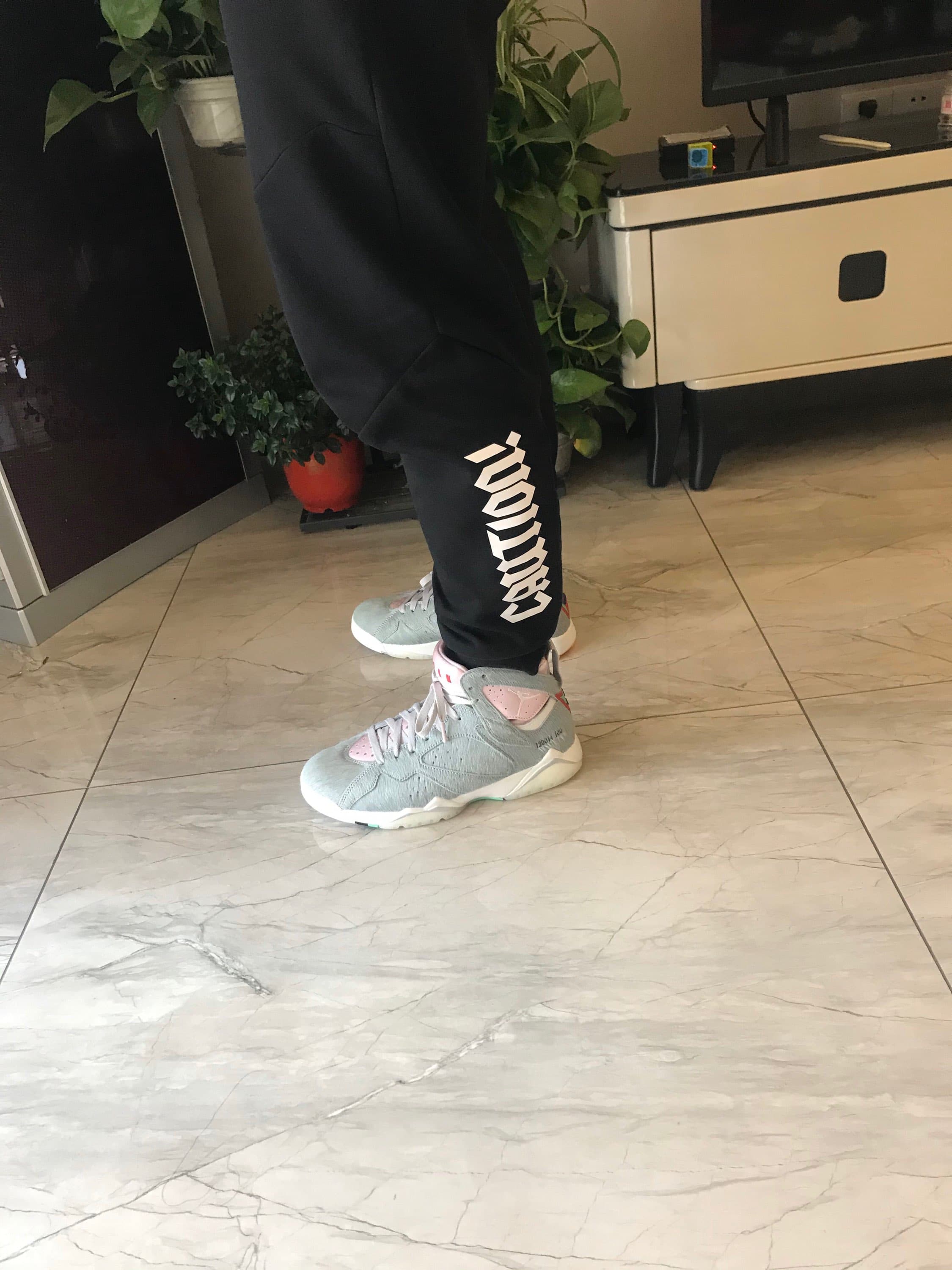 Jordan Air Jordan 7 retro se neutral grey - фото покупателя Вячеслав