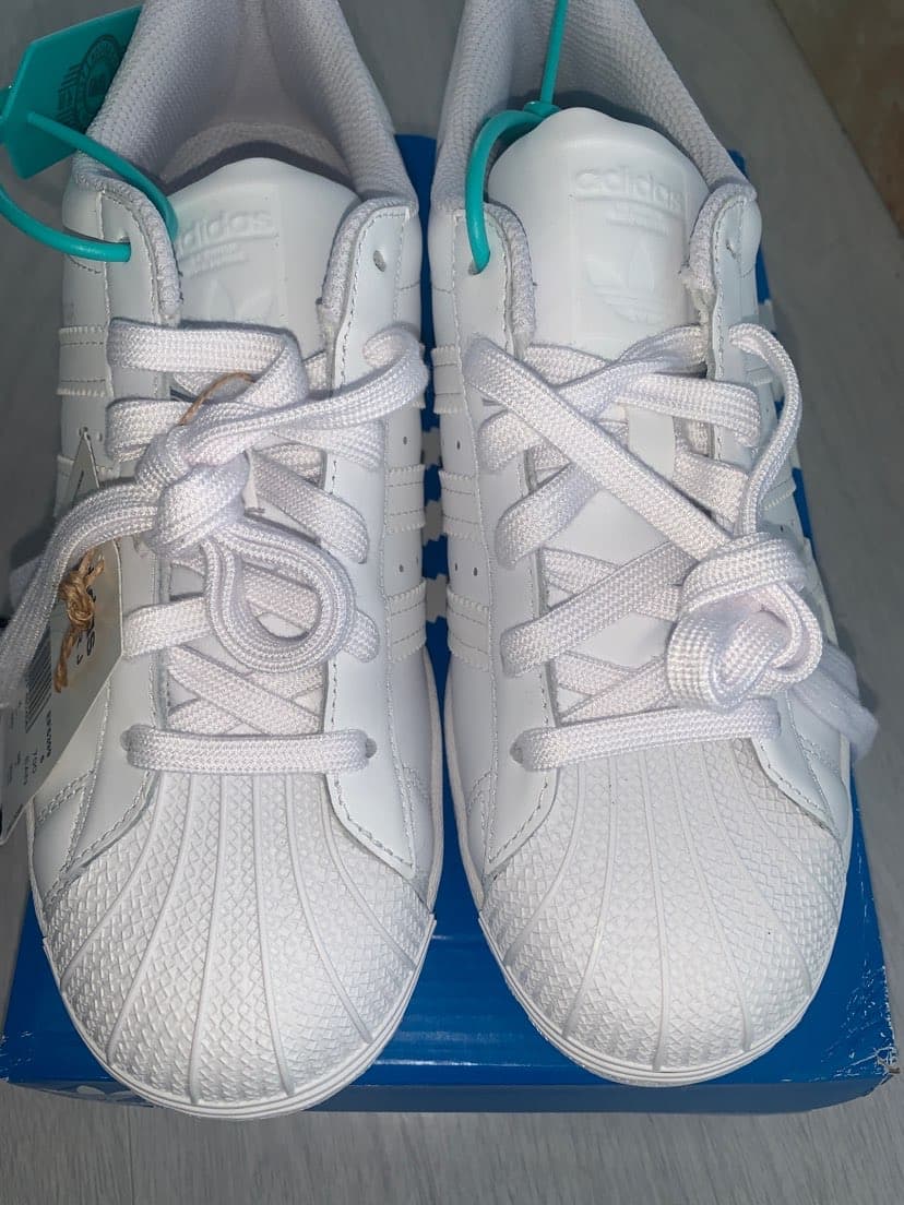adidas originals Superstar J - фото покупателя Виктор