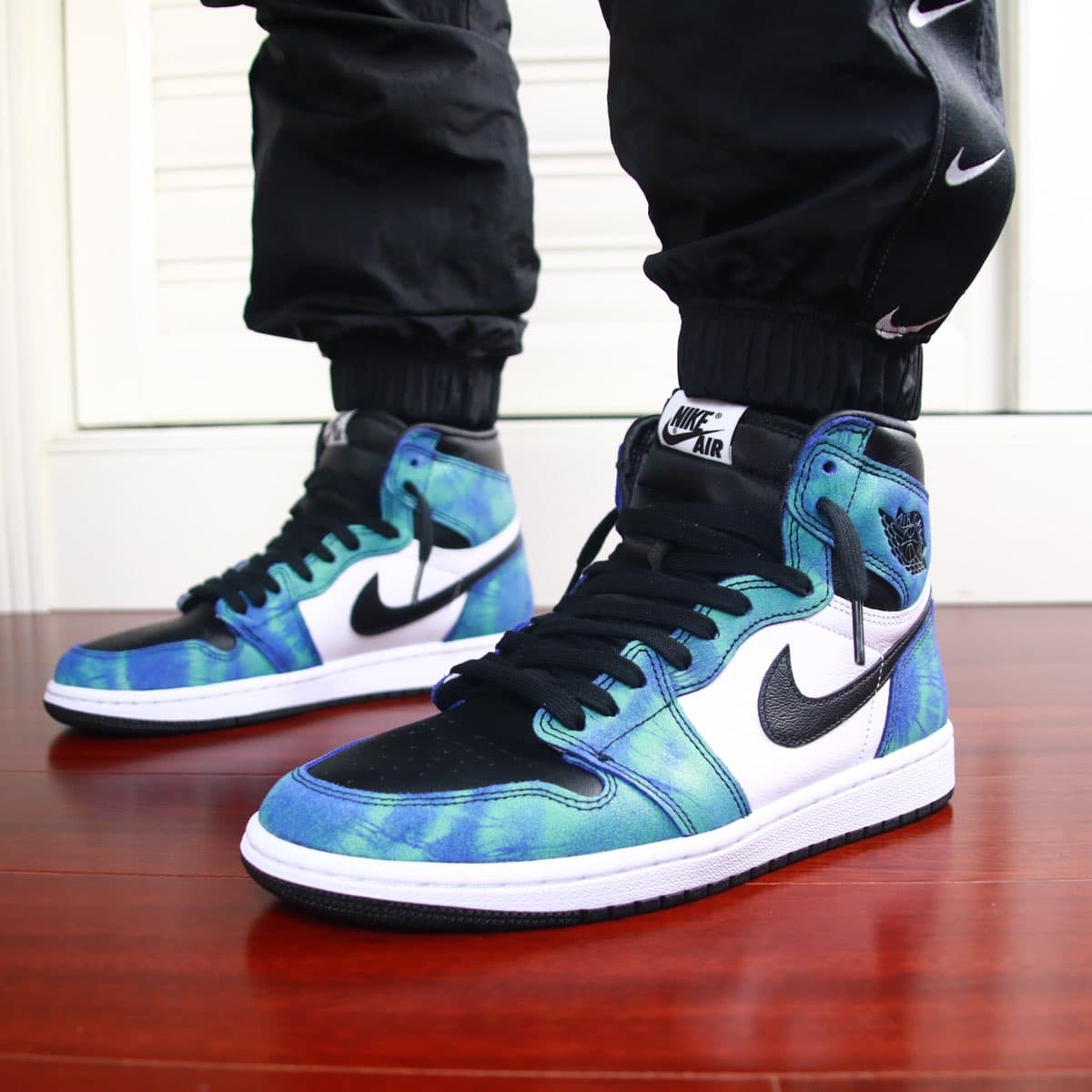 Jordan Air Jordan 1 High OG "Tie-Dye" - фото покупателя Георгий