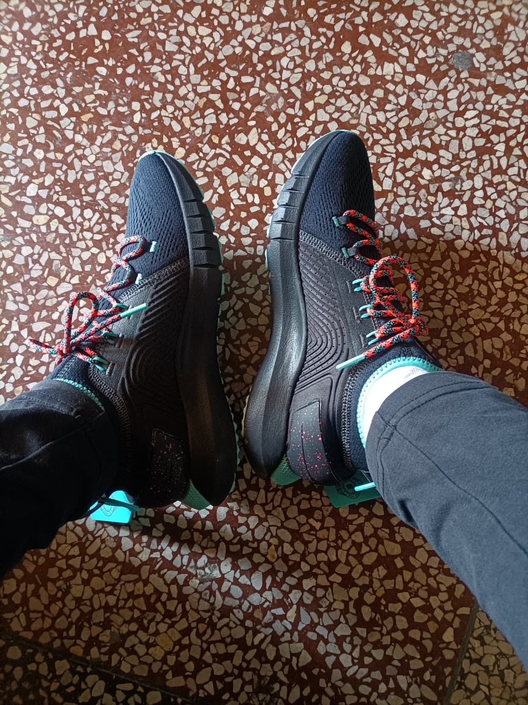 Under Armour HOVR Phantom /se Trek Running - фото покупателя Евгений