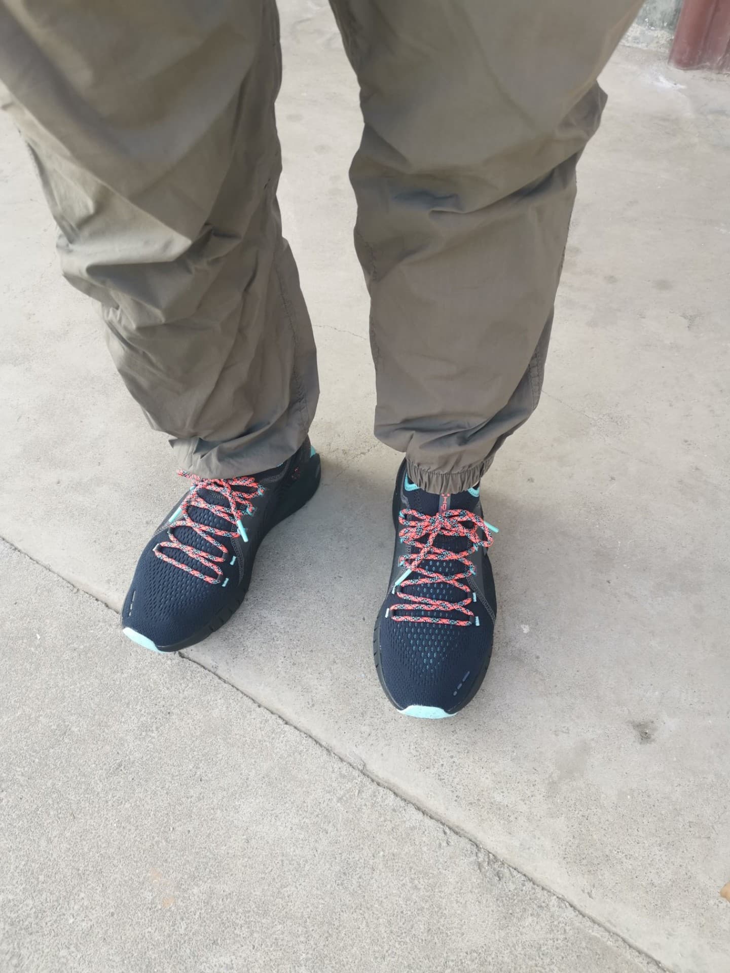 Under Armour HOVR Phantom /se Trek Running - фото покупателя Леонид