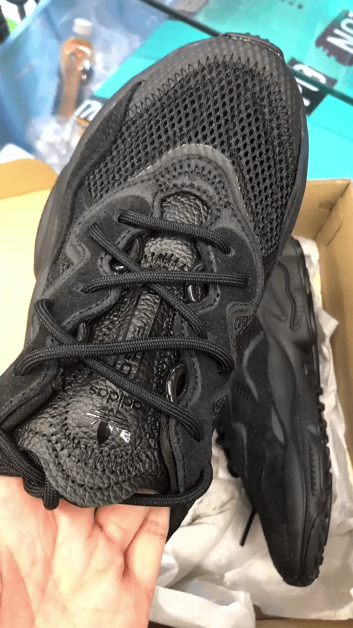 adidas originals Ozweego - фото покупателя Денис