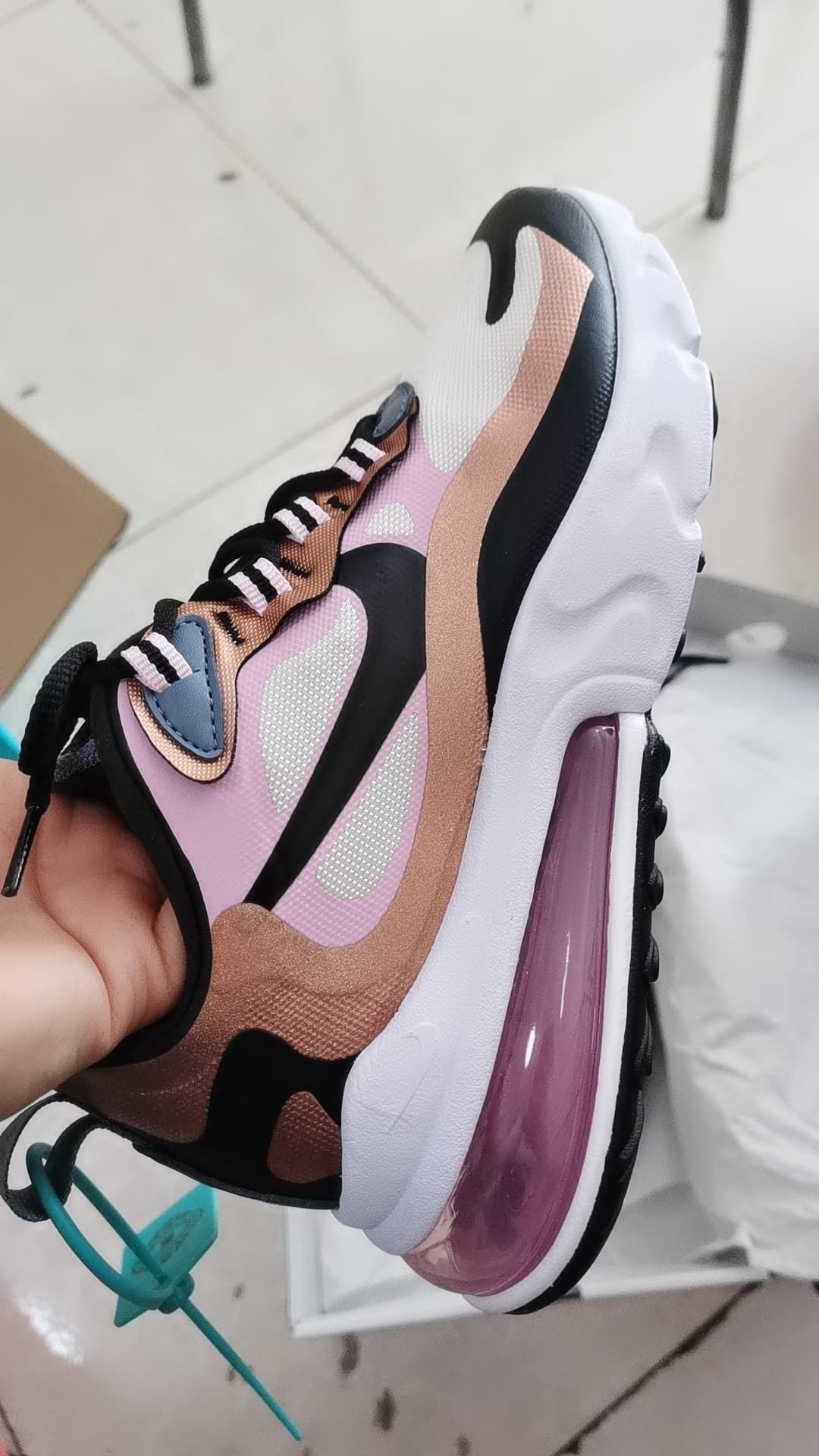 Nike Air Max 270 REACT LT OREWOOD BRONZE BLACK COPPER PINK - фото покупателя Лера