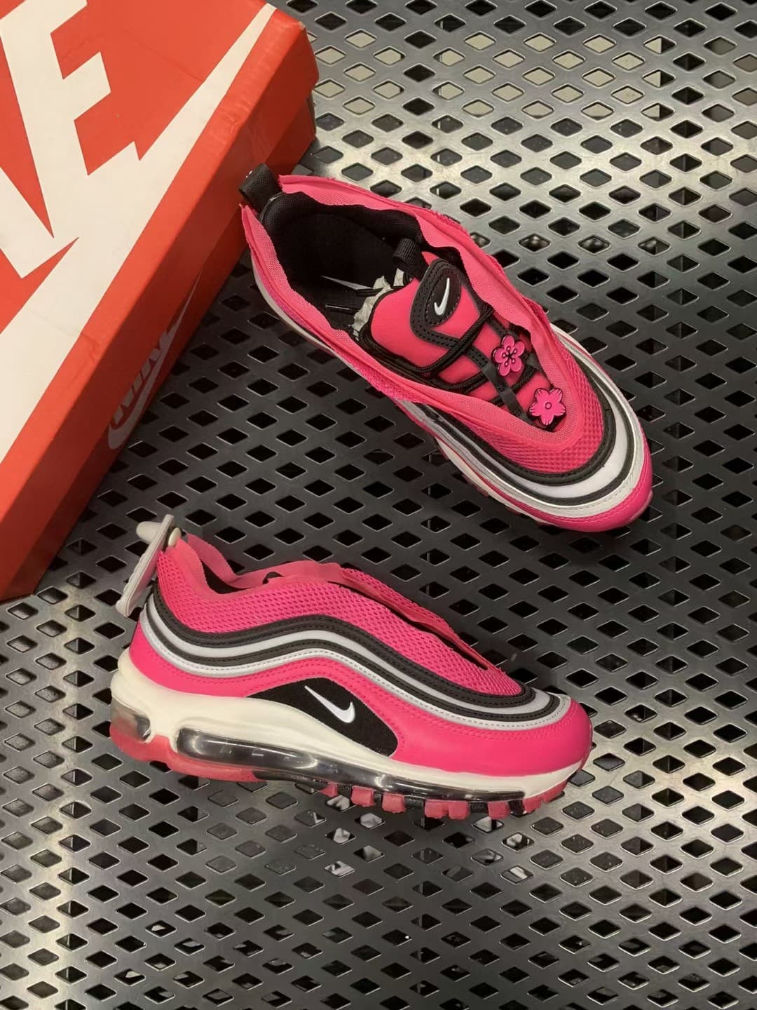 Nike Air Max 97 LX - photo of buyer Егор