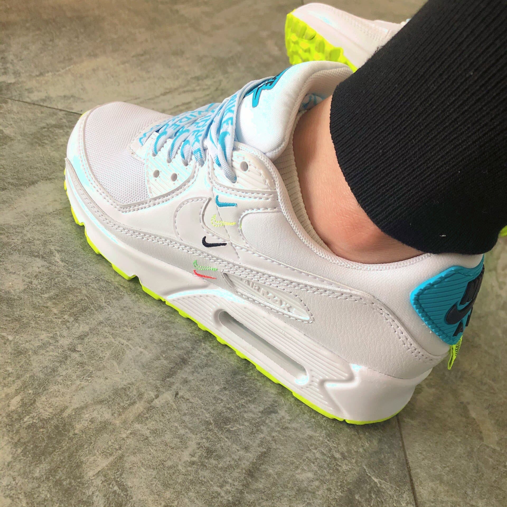 Nike Air Max 90 SE "Worldwide" - фото покупателя Надя