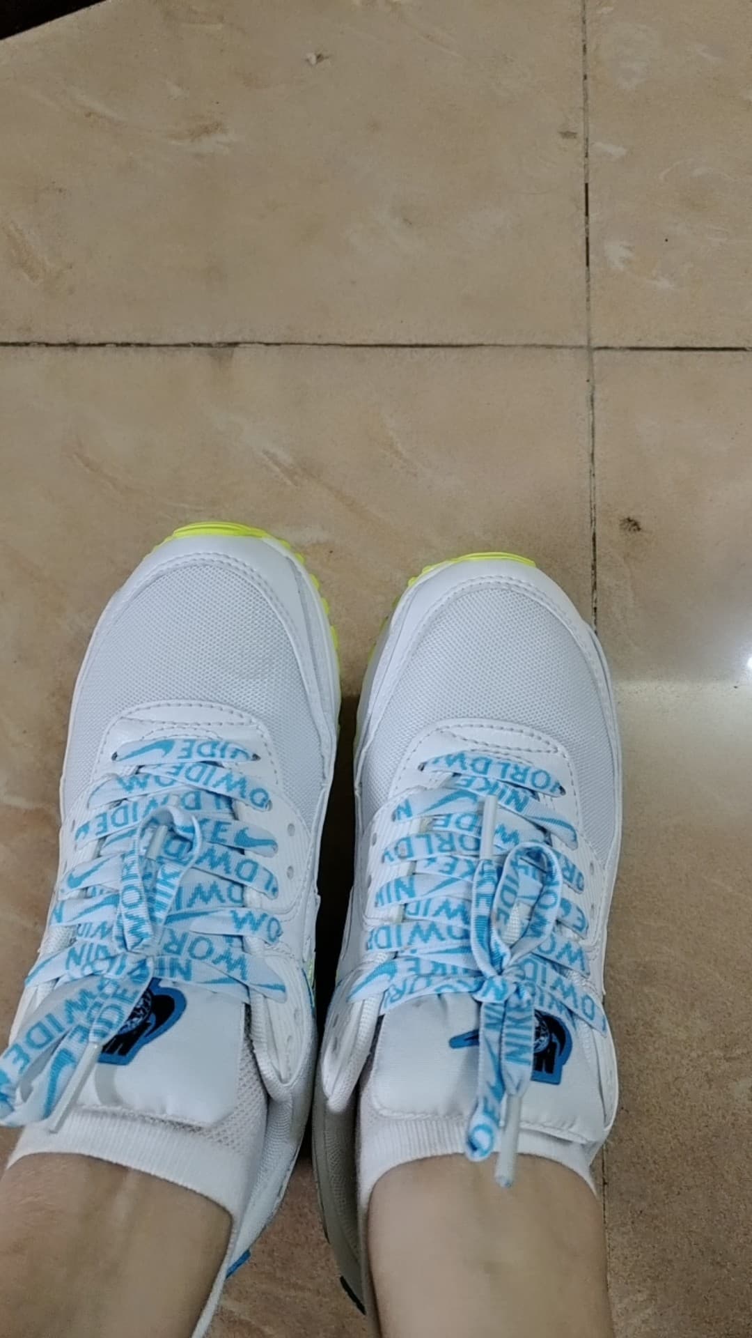 Nike Air Max 90 SE "Worldwide" - фото покупателя Галя