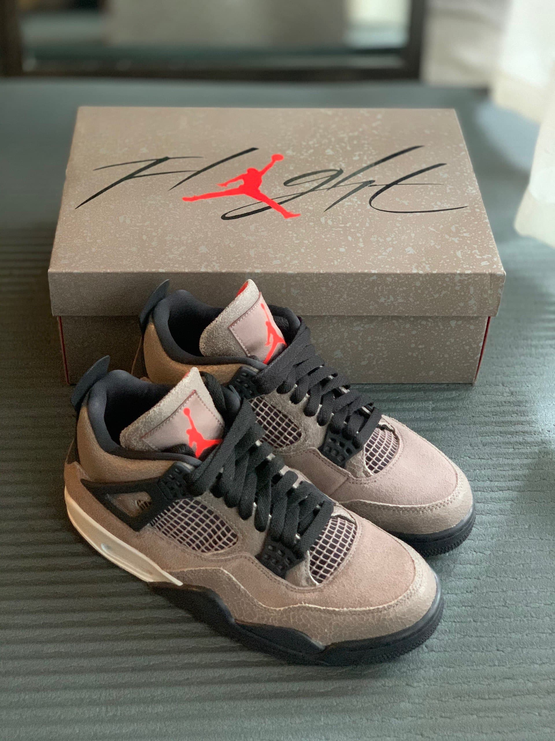 Jordan Air Jordan 4 retro "taupe haze" - фото покупателя Ксения