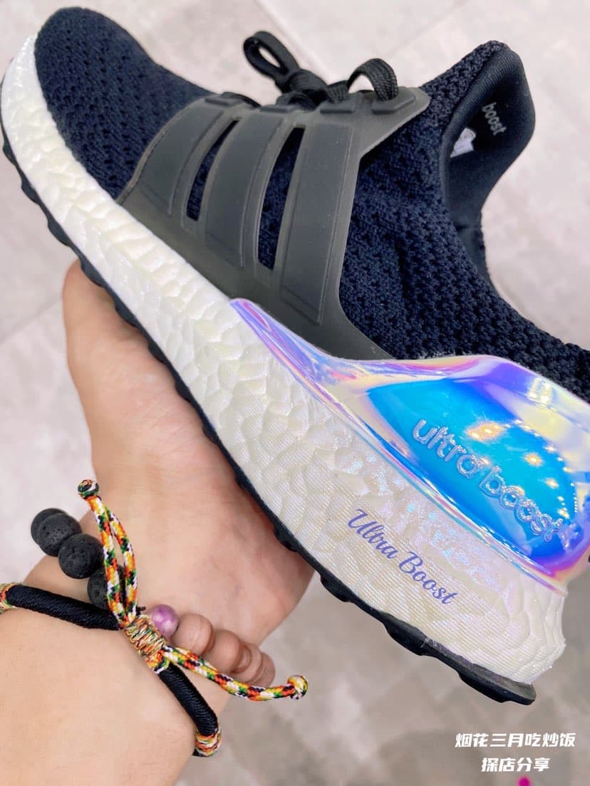 adidas UltraBoost Clima Iridescent Pack — Black - фото покупателя Илья