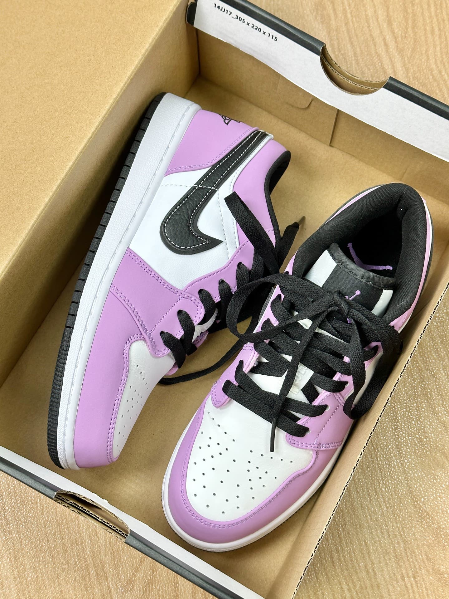 Jordan Air Jordan 1 SE - фото покупателя Максим