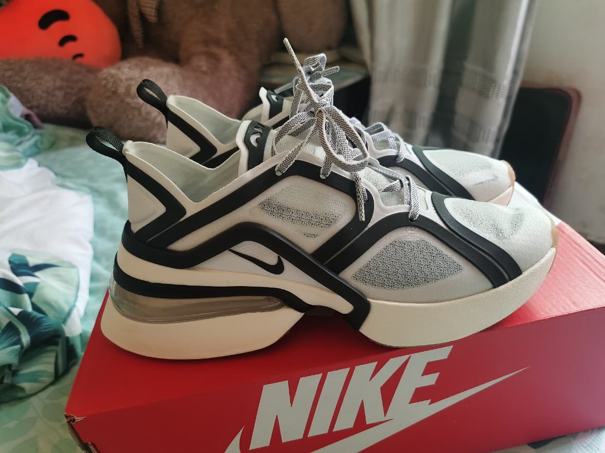Nike Air Max 270 XX White/Pale Ivory/Gum Medium Brown/Black - фото покупателя Николай