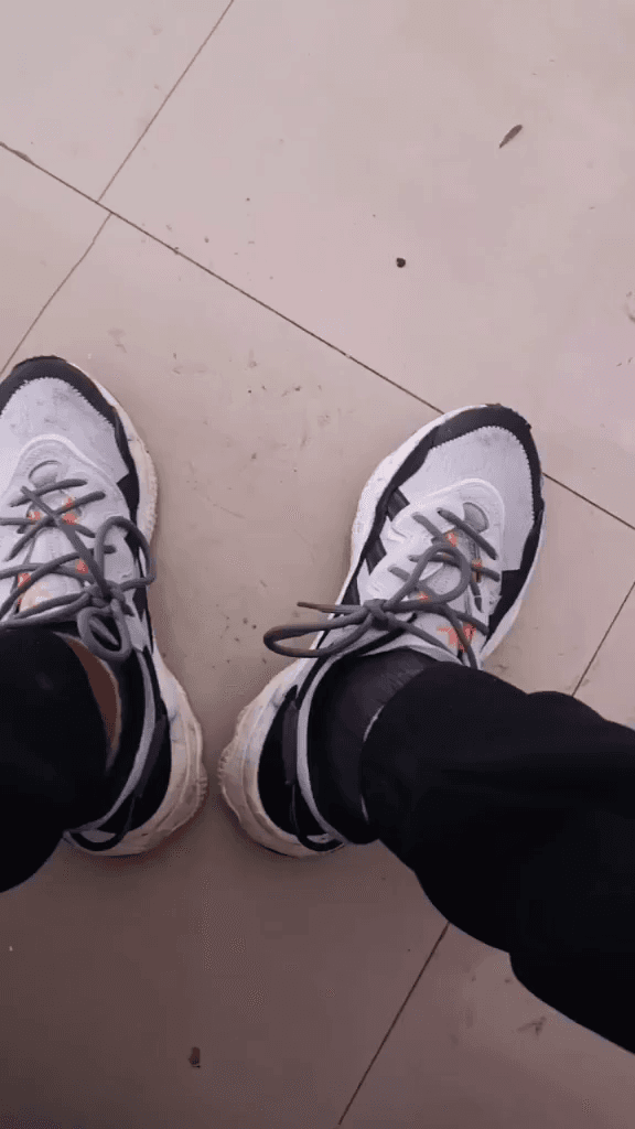 adidas originals Ozweego Grey Utility Green - фото покупателя Лев