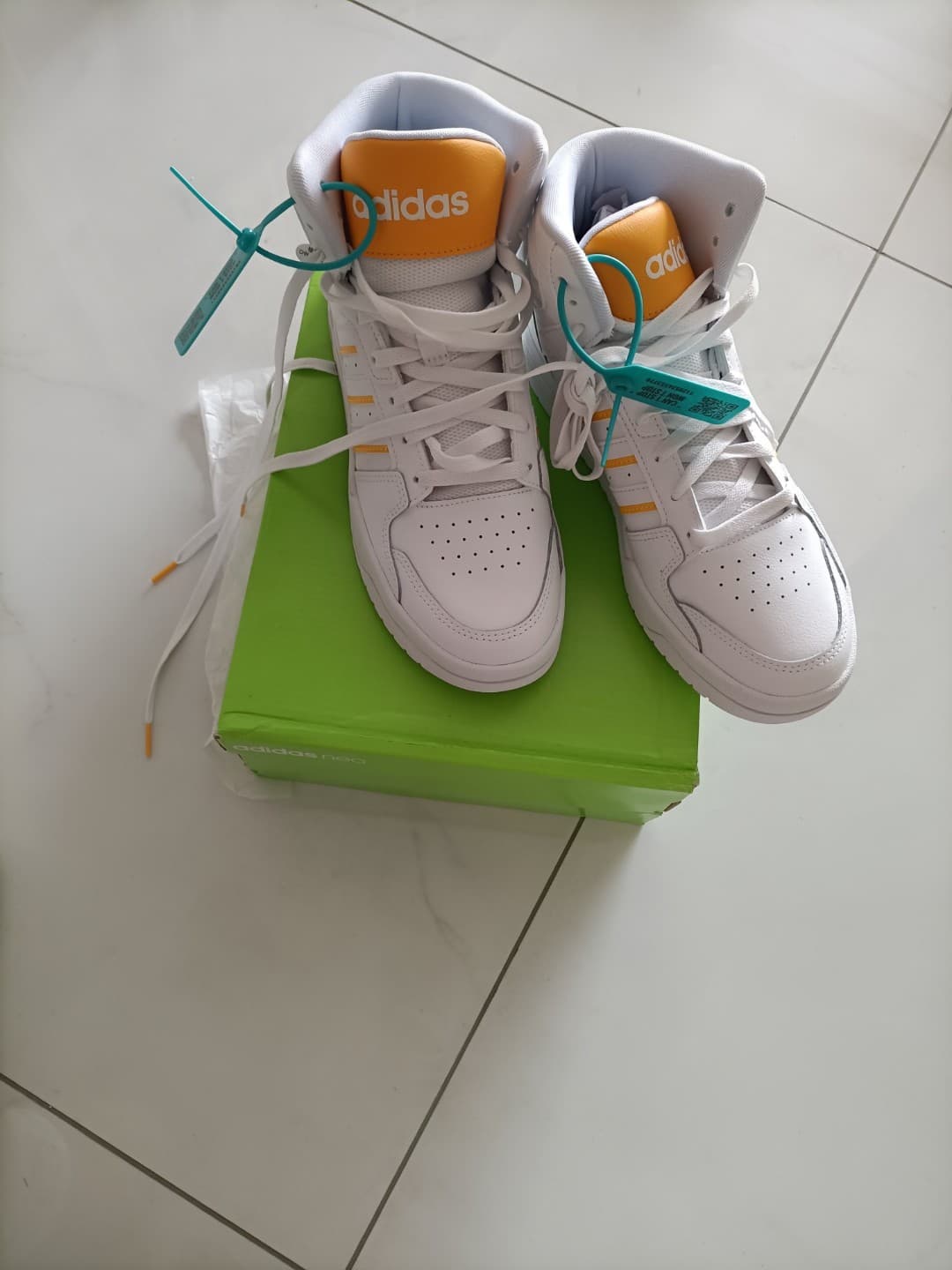 x adidas neo Entrap Mid - photo of buyer Лена