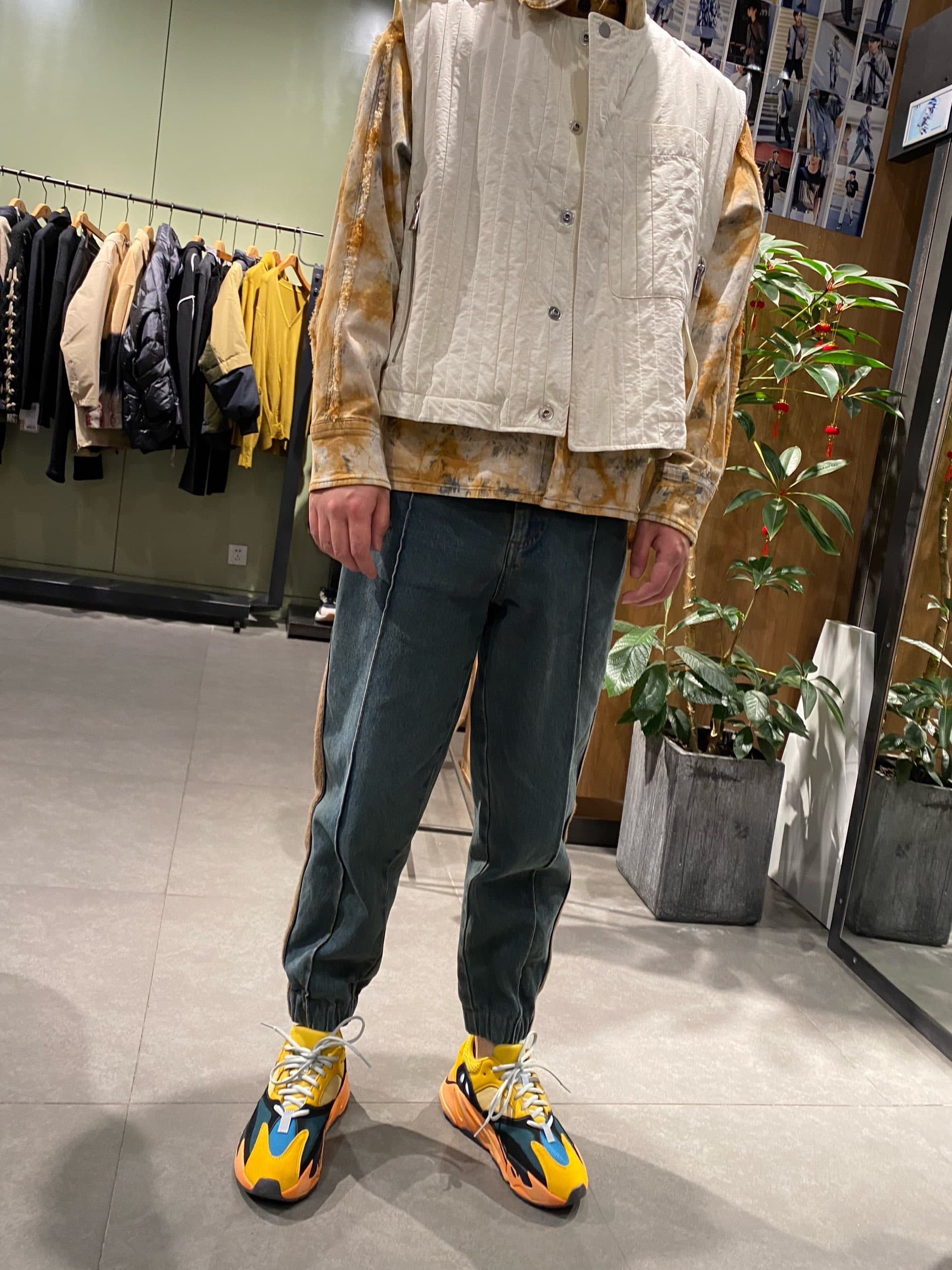 adidas originals Yeezy boost 700 "Sun" - фото покупателя Алексей
