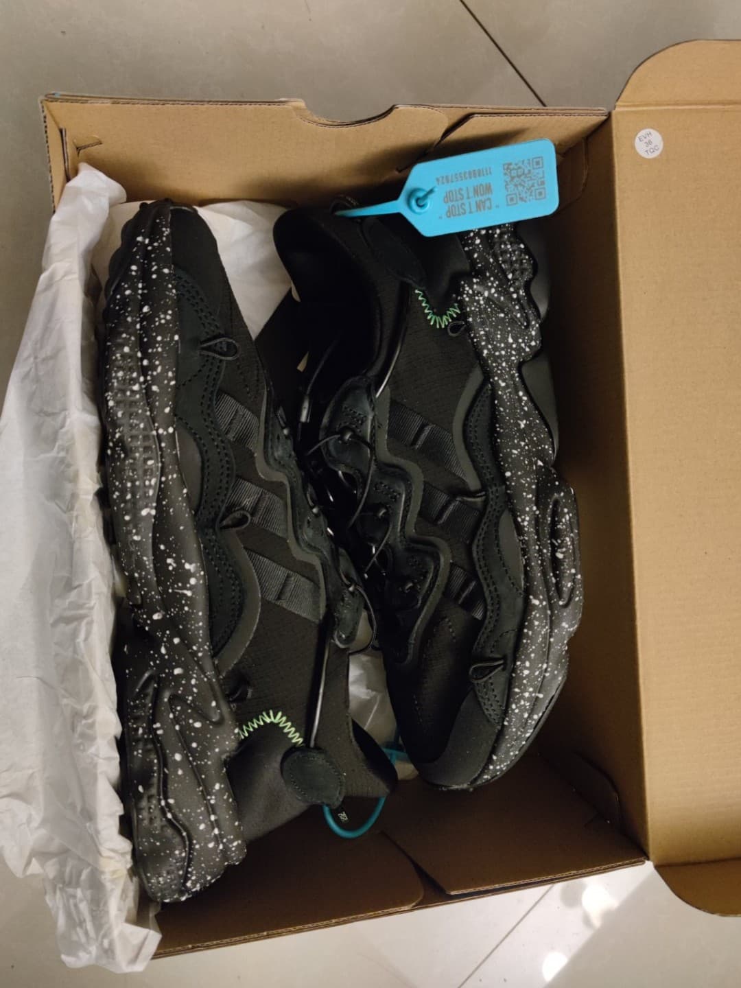 adidas originals Ozweego Black Solar Green Core-Black - фото покупателя Ирина
