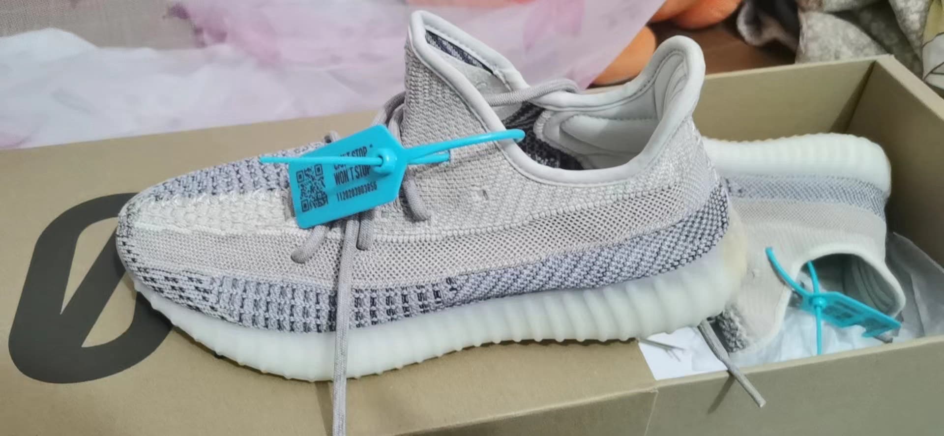 adidas originals Yeezy Boost 350 V2 "Ash Pearl" - фото покупателя Зоя