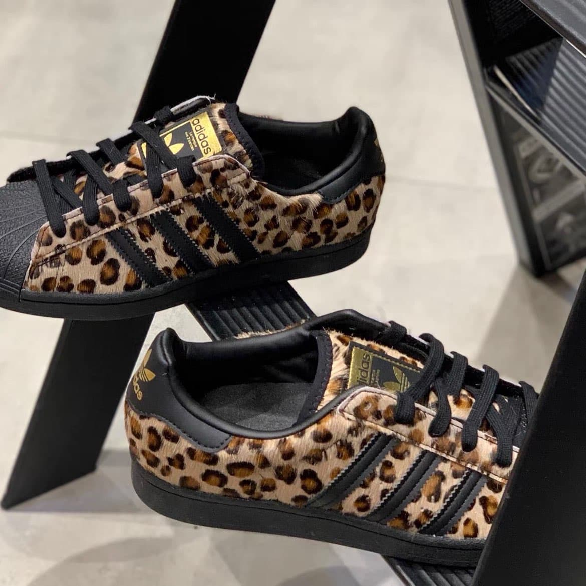 atmos x adidas originals Superstar "Animal Pack" - фото покупателя Таня