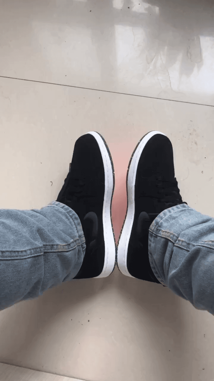 Jordan Air Jordan 1 zoom air cmft "court purple" - фото покупателя Дима