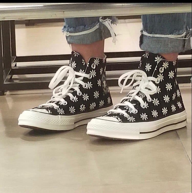 Converse Chuck Taylor High Holiday Sweater - фото покупателя Павел
