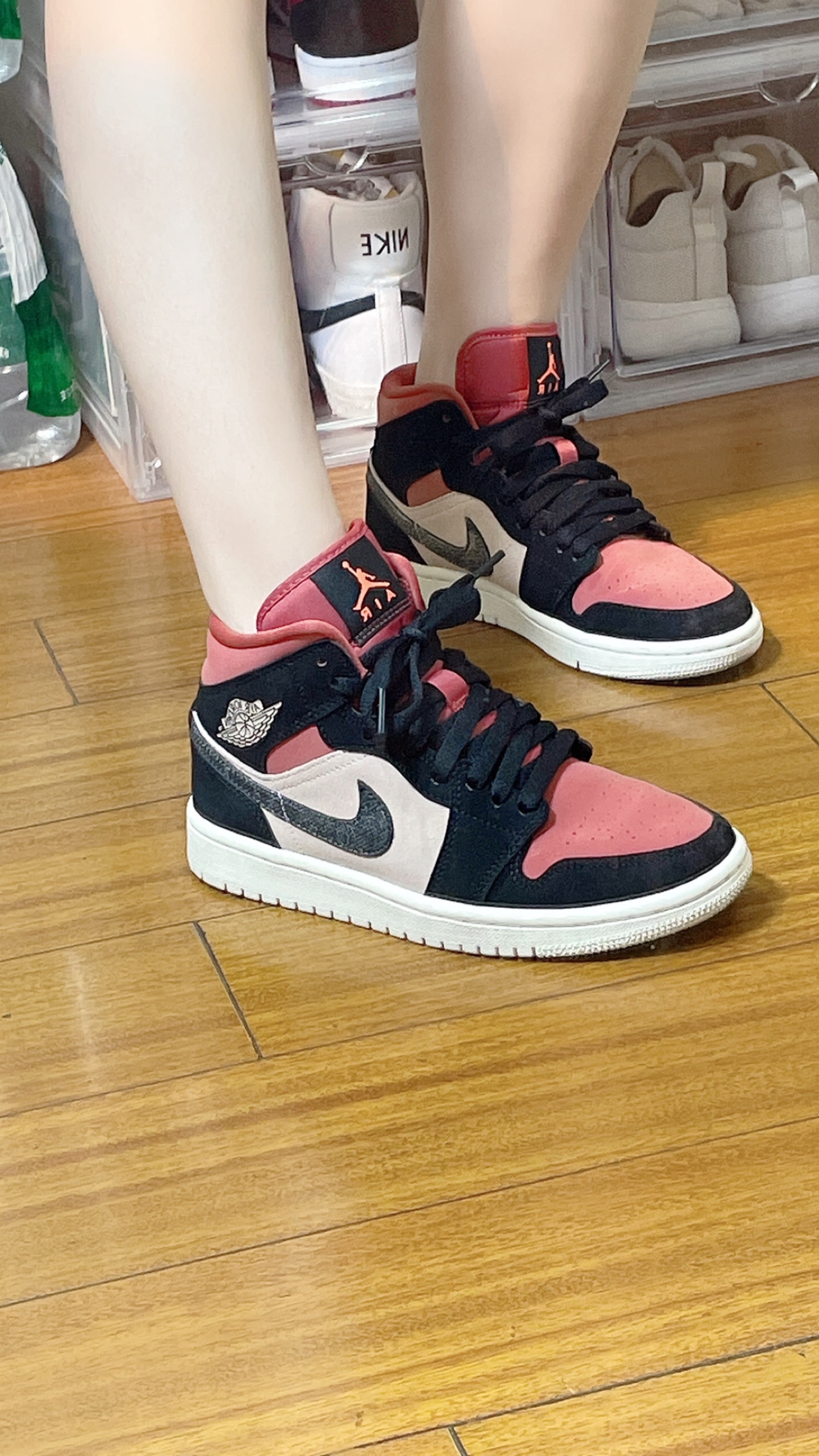 Jordan Air Jordan 1 mid - photo of buyer Максим