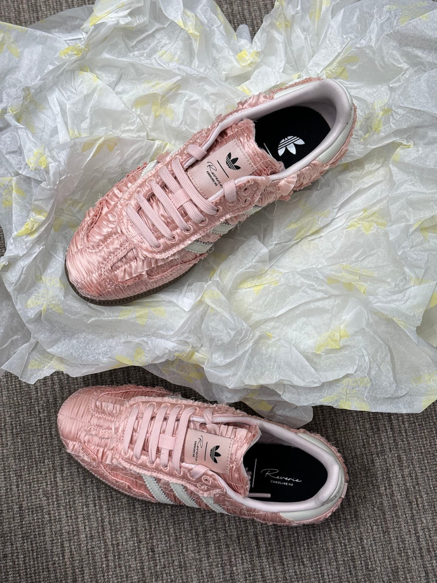 Caroline x adidas originals Samba OG OG CAROLINE - фото покупателя Виктория