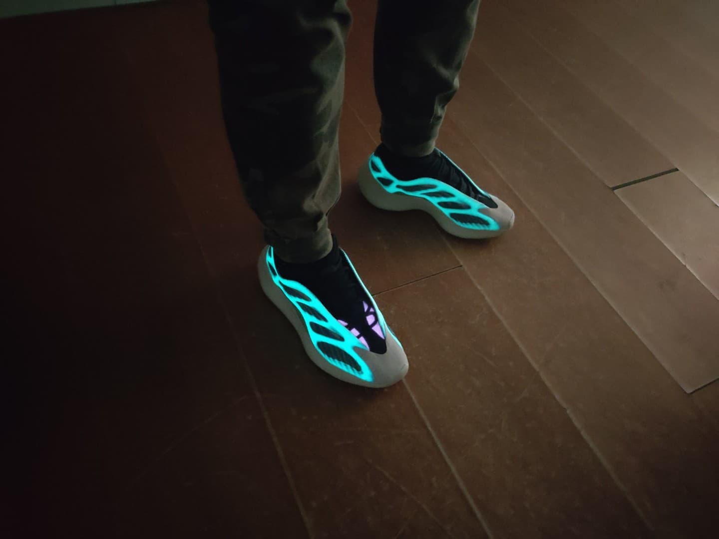 adidas originals Yeezy boost 700 V3 2.0 "Kyanite" - фото покупателя Георгий