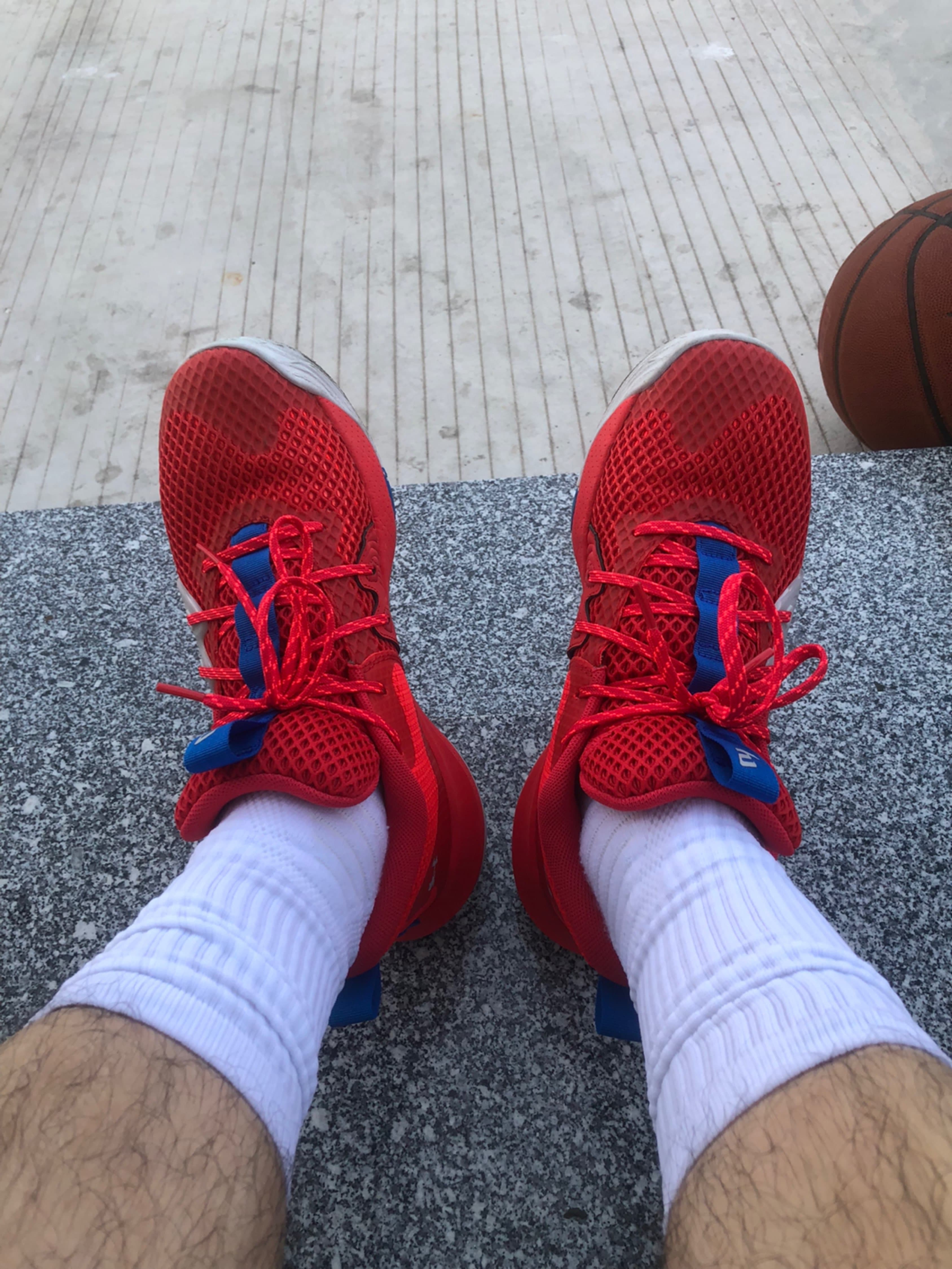 Under Armour Embiid 1 Lawrence - фото покупателя Евгений