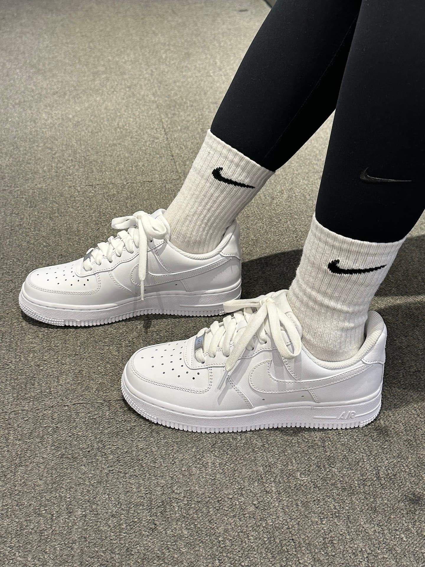 Nike Air Force 1 "Triple White" - фото покупателя Вика