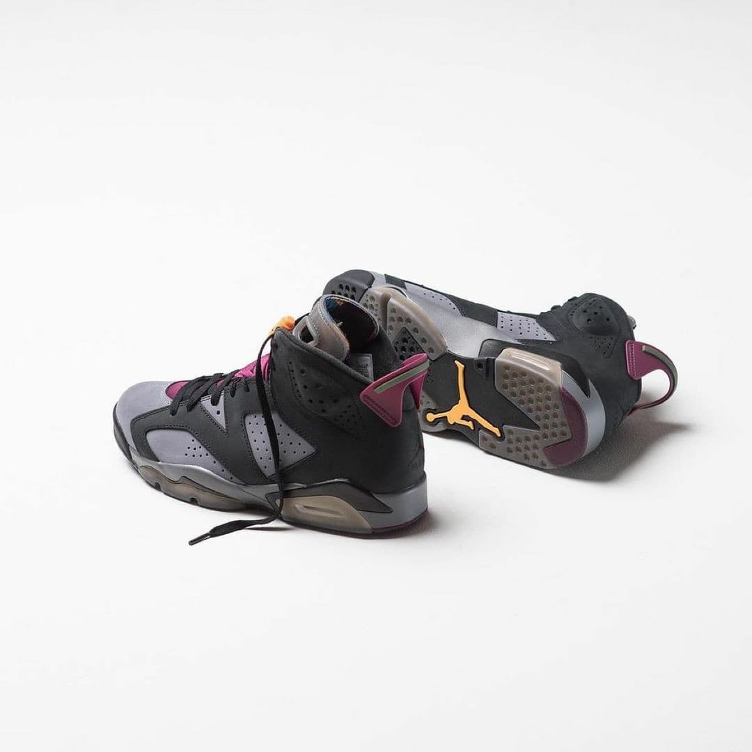 Jordan Air Jordan 6 retro "bordeaux" - фото покупателя Егор