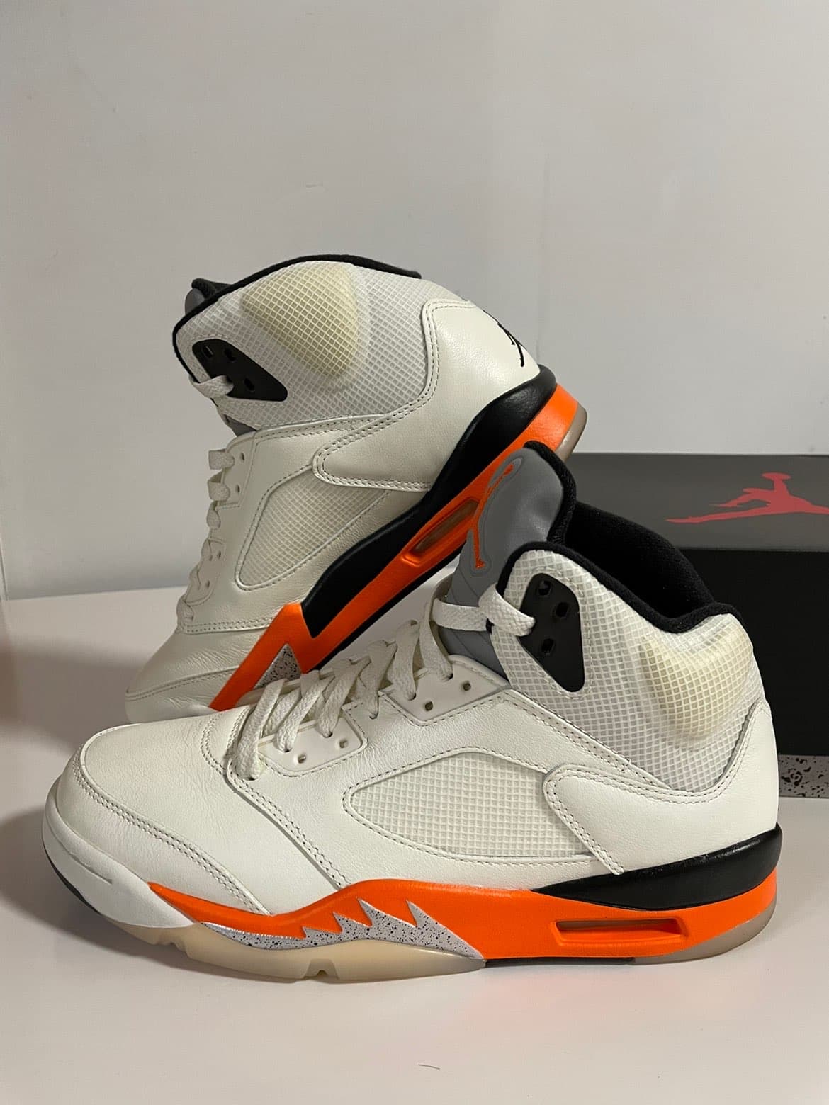 Jordan Air Jordan 5 retro "orange blaze" - фото покупателя Илья