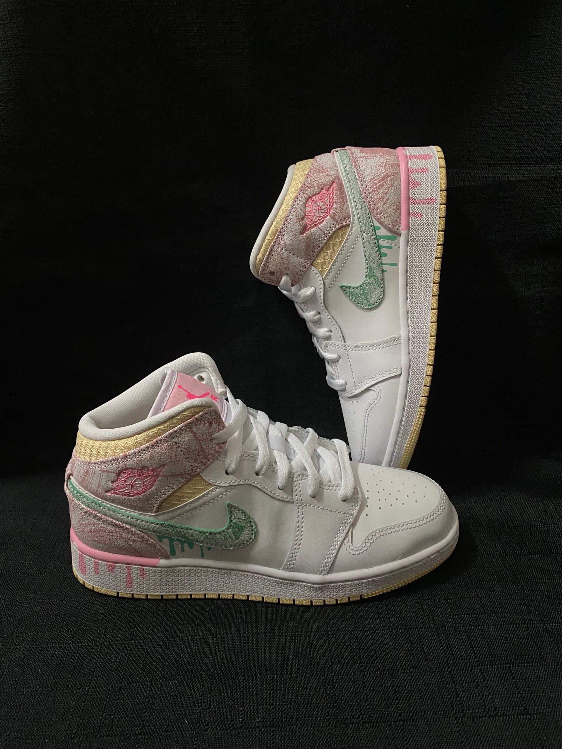 Jordan Air Jordan 1 Mid SE GS Paint Drip - фото покупателя Алексей
