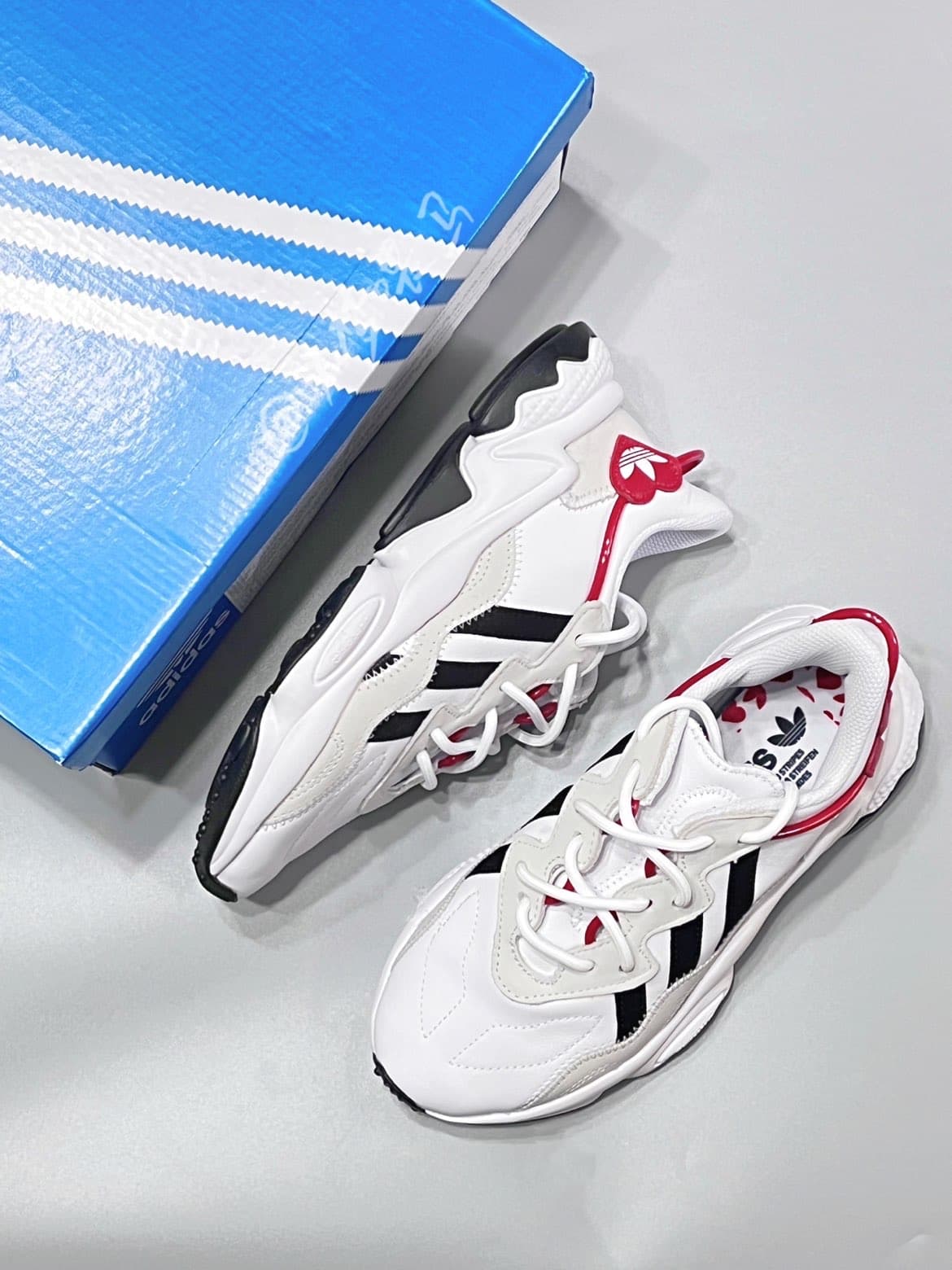 adidas originals Ozweego - фото покупателя Николай