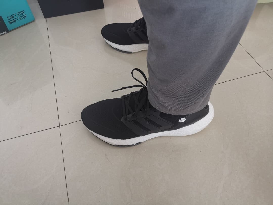 adidas Ultraboost 21 - photo of buyer Наталья