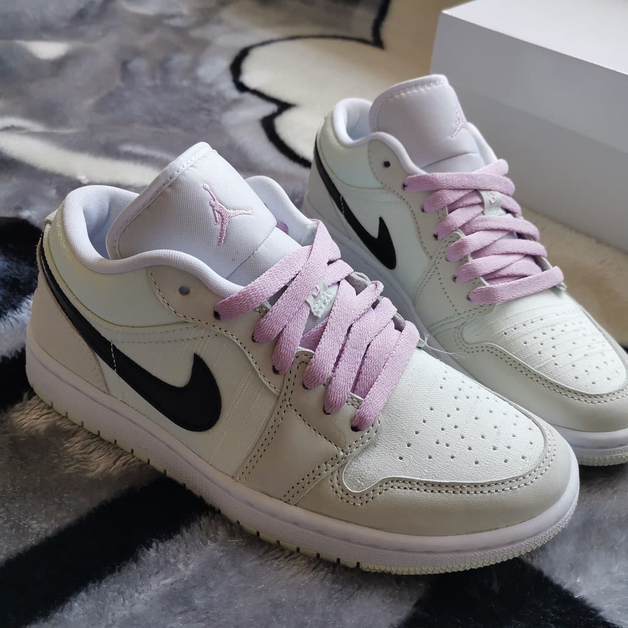 Jordan Air Jordan 1 se "barely green" - фото покупателя Лида