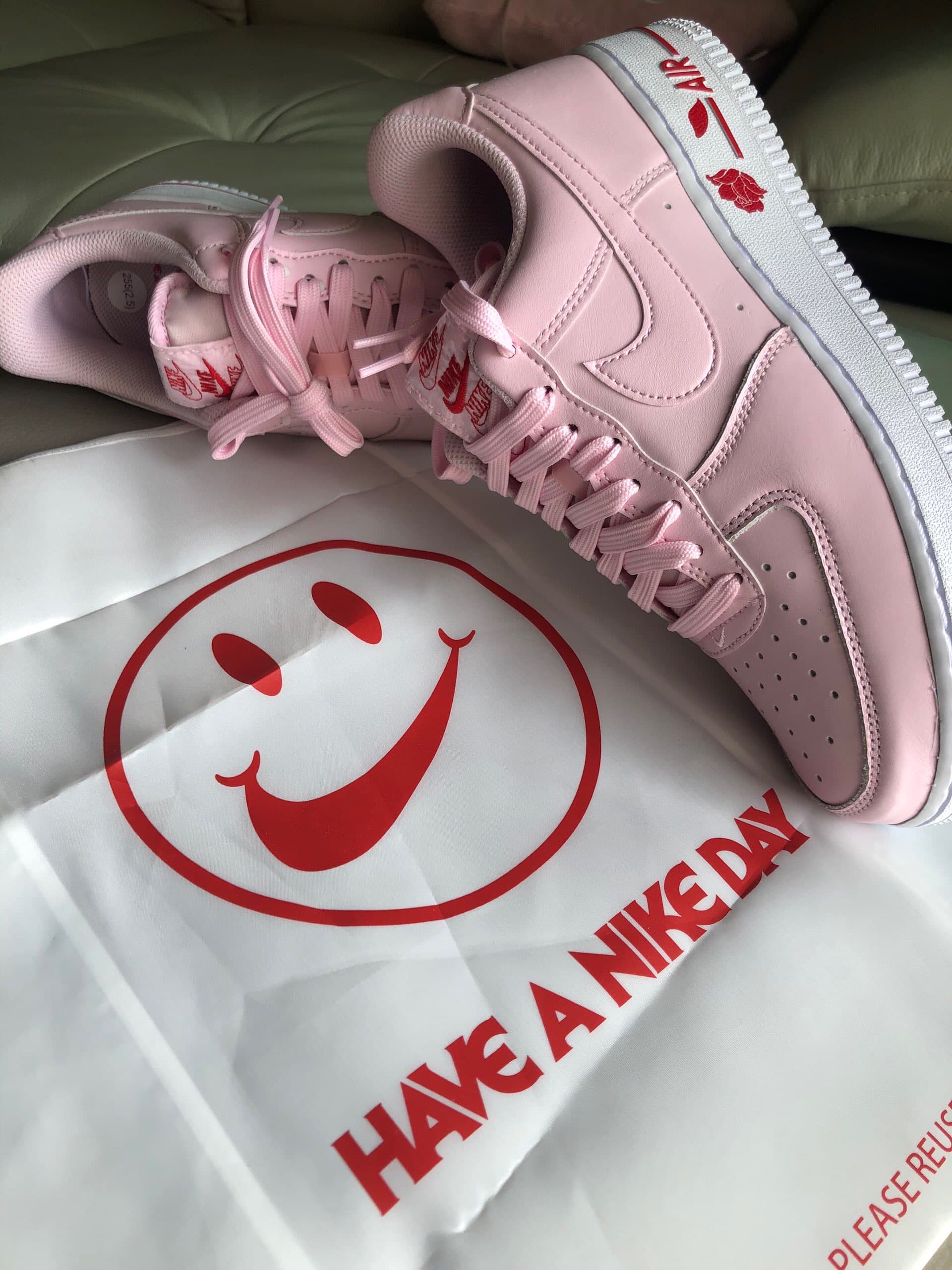 Nike Air Force 1 07 lx "rose" - фото покупателя Саша