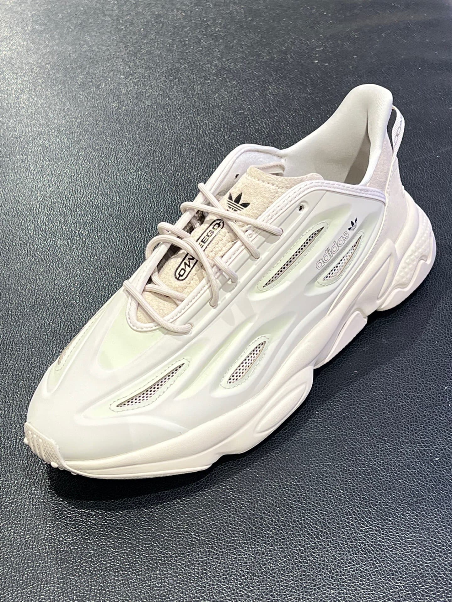 adidas originals Ozweego Celox Black - фото покупателя Евгений