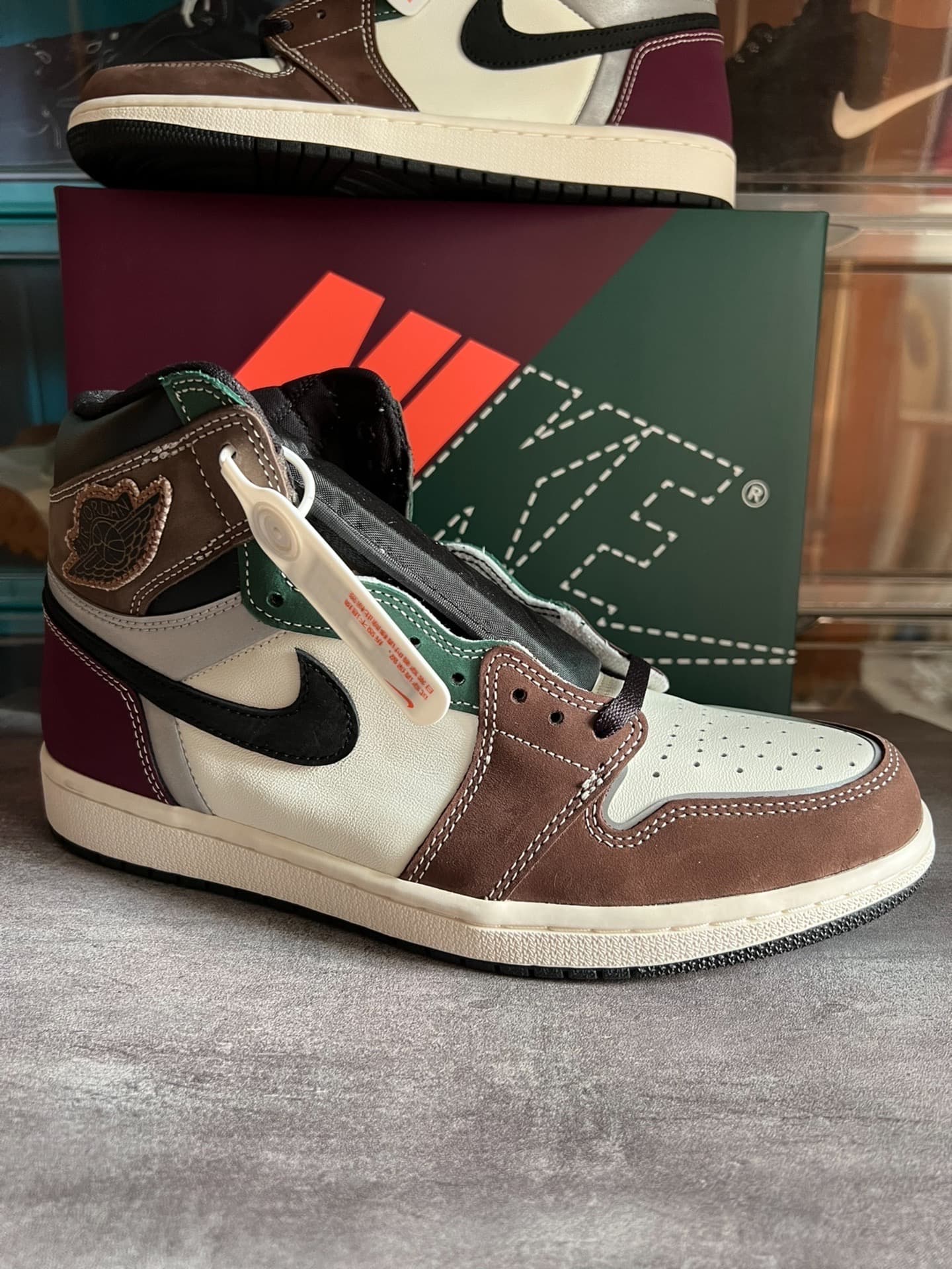 Jordan Air Jordan 1 retro high og "hand crafted" - фото покупателя Вера