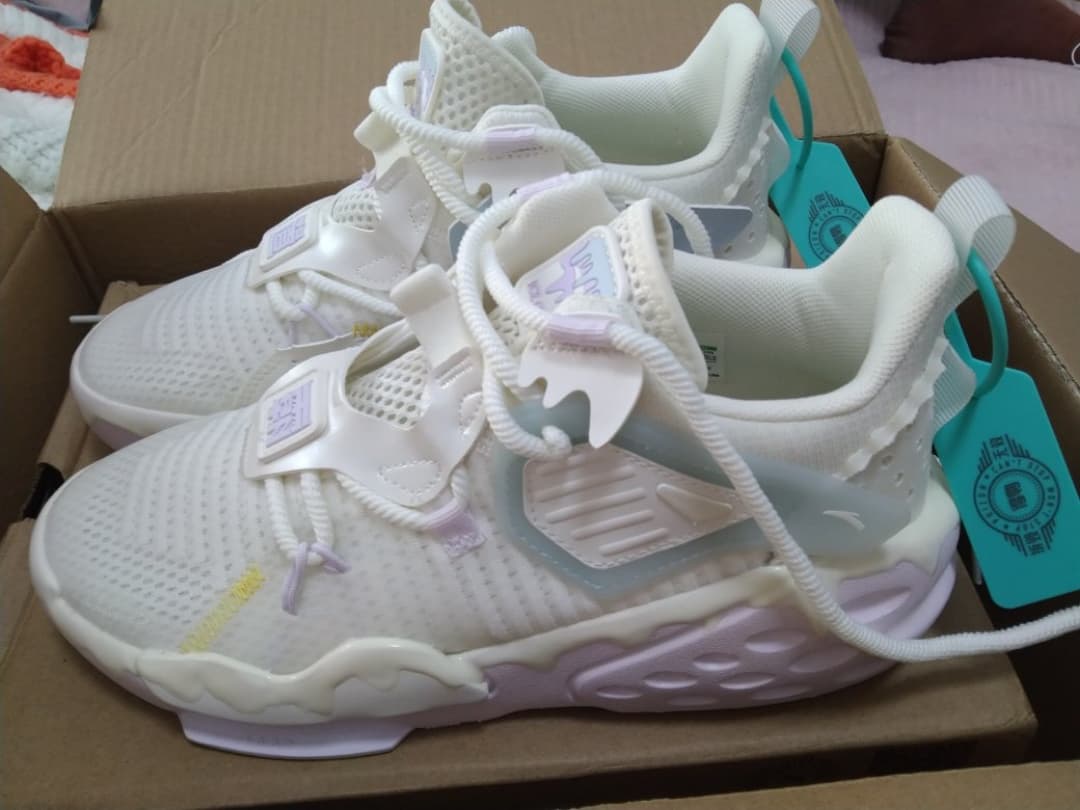 Anta Bastard Lifestyle Ivory White/purple/phantom Blue - фото покупателя Елизавета