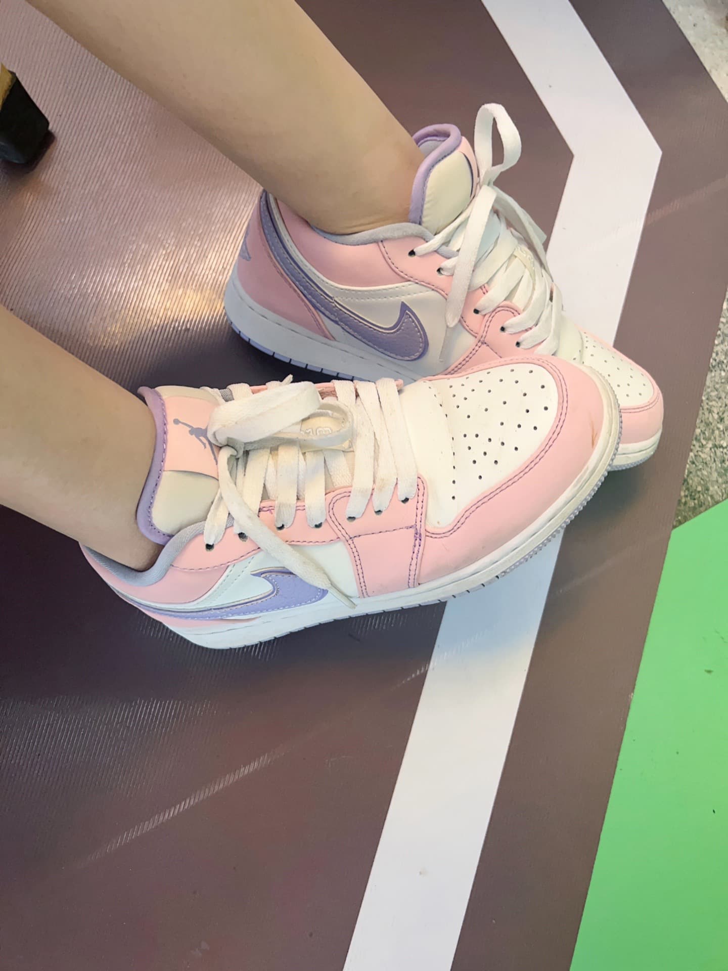 Air Jordan 1 Low "Arctic Punch" Logo - photo of buyer Федор