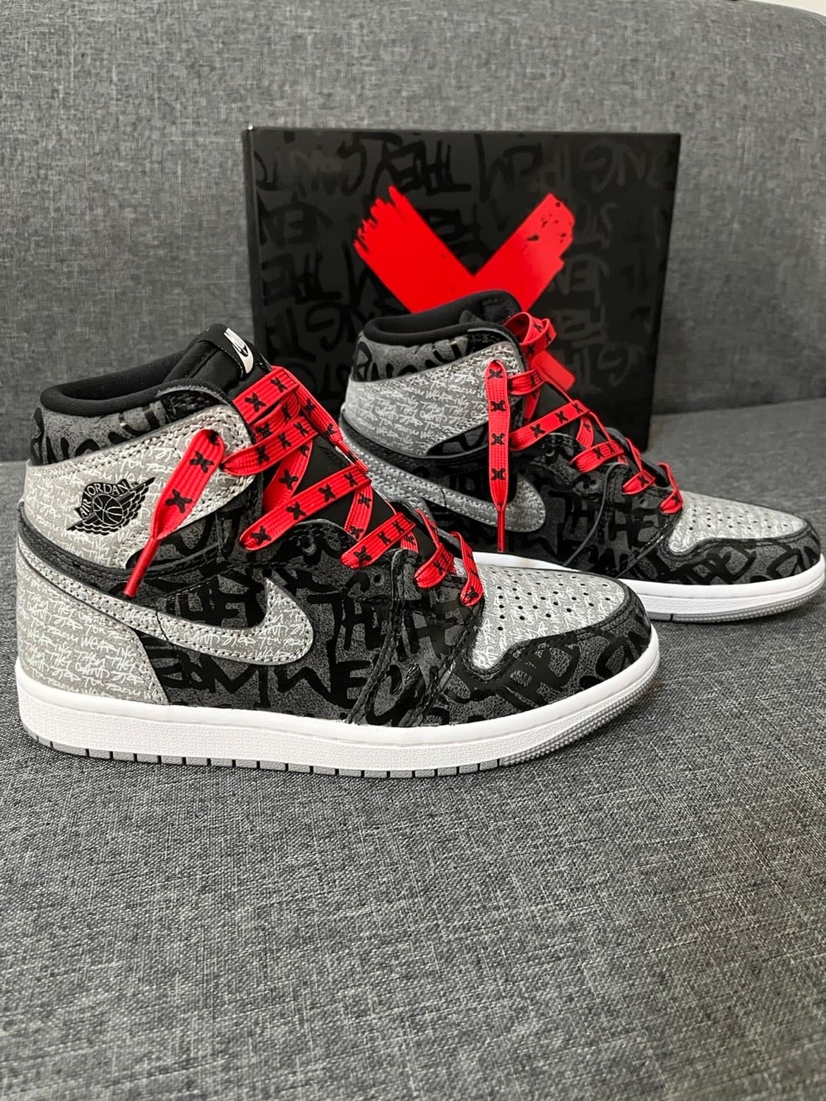 Jordan Air Jordan 1 retro high og "rebellionaire" - фото покупателя Лера
