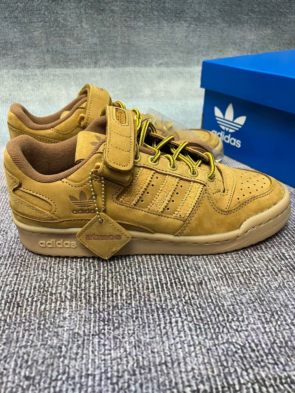 atmos x adidas originals FORUM Low "Wheat" - photo of buyer Зоя