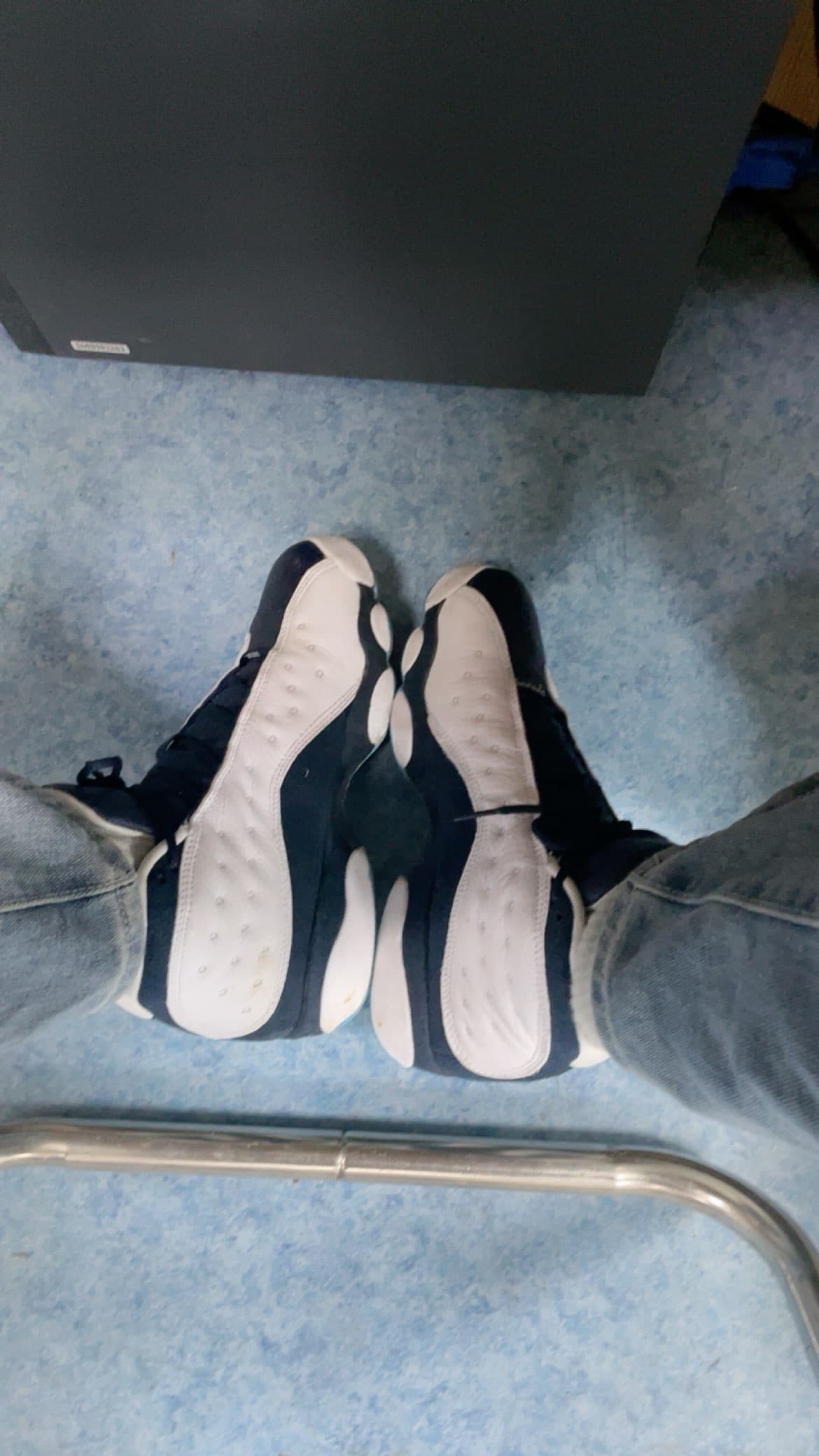 Jordan Air Jordan 13 Retro "Obsidian" - фото покупателя Анастасия