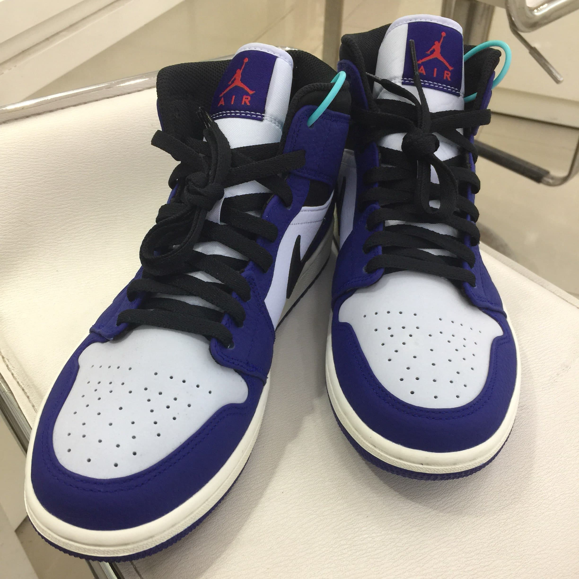 Jordan Air Jordan 1 Retro Mid SE Deep Royal Blue - фото покупателя Алексей