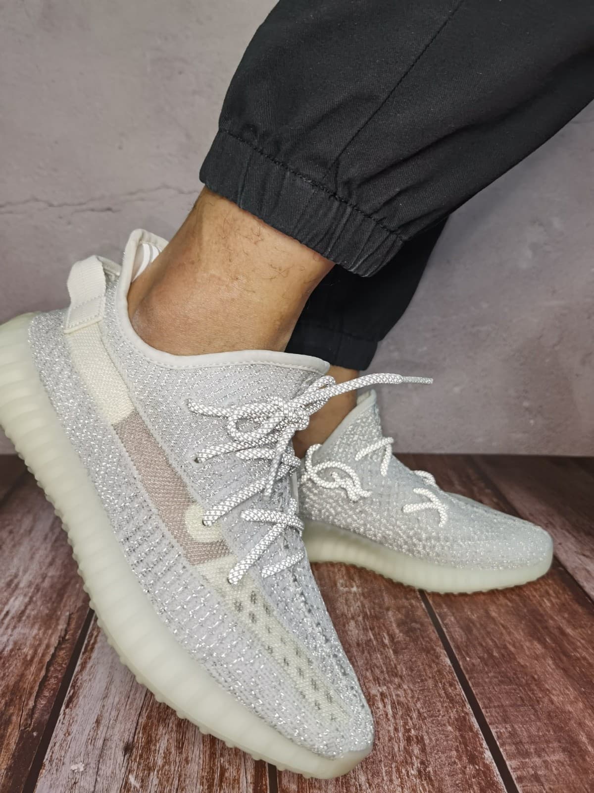 adidas Yeezy Boost 350 V2 Static Reflective - фото покупателя Роман