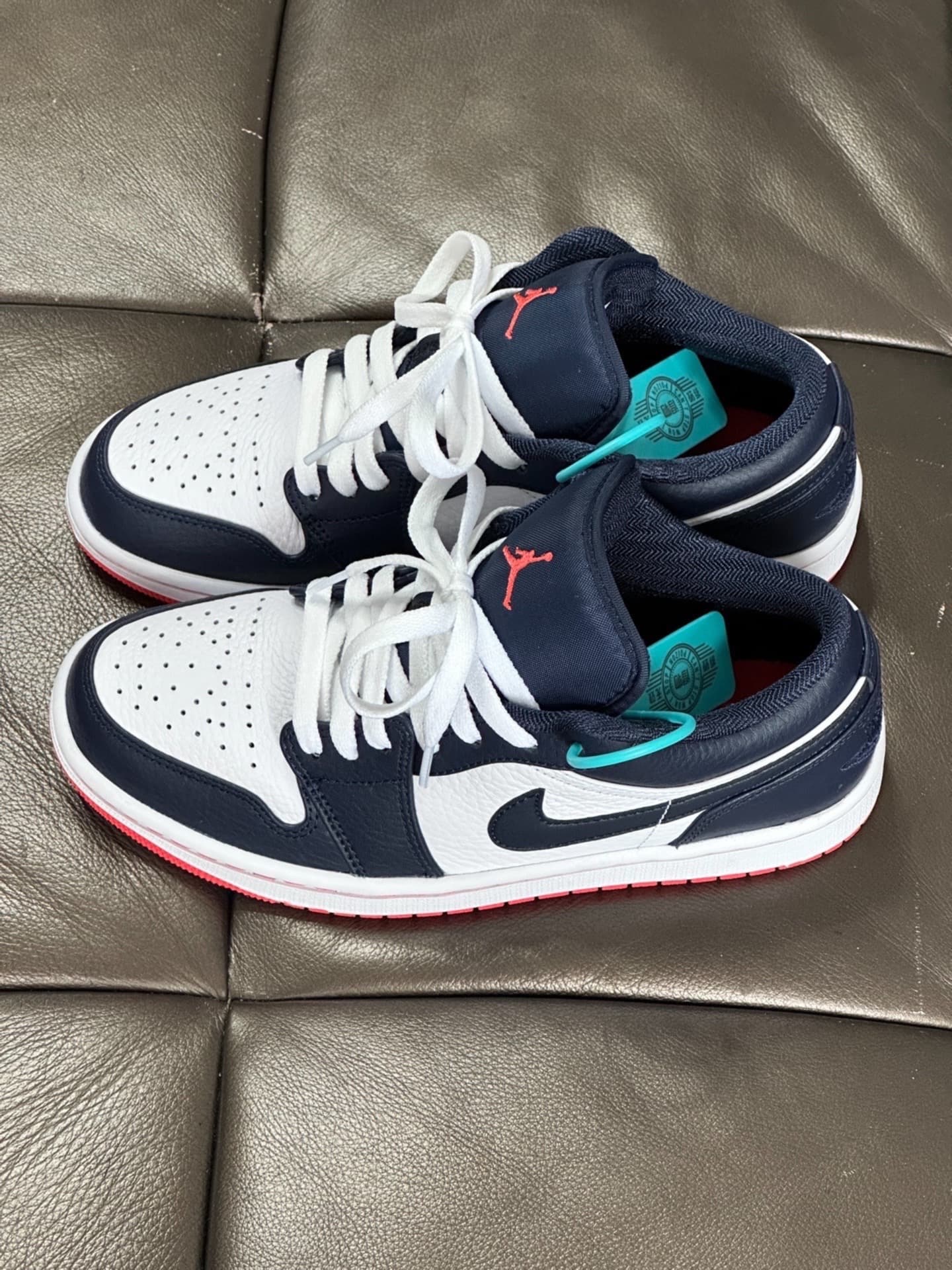 Air Jordan 1 Low Retro Ember Glow - photo of buyer Егор