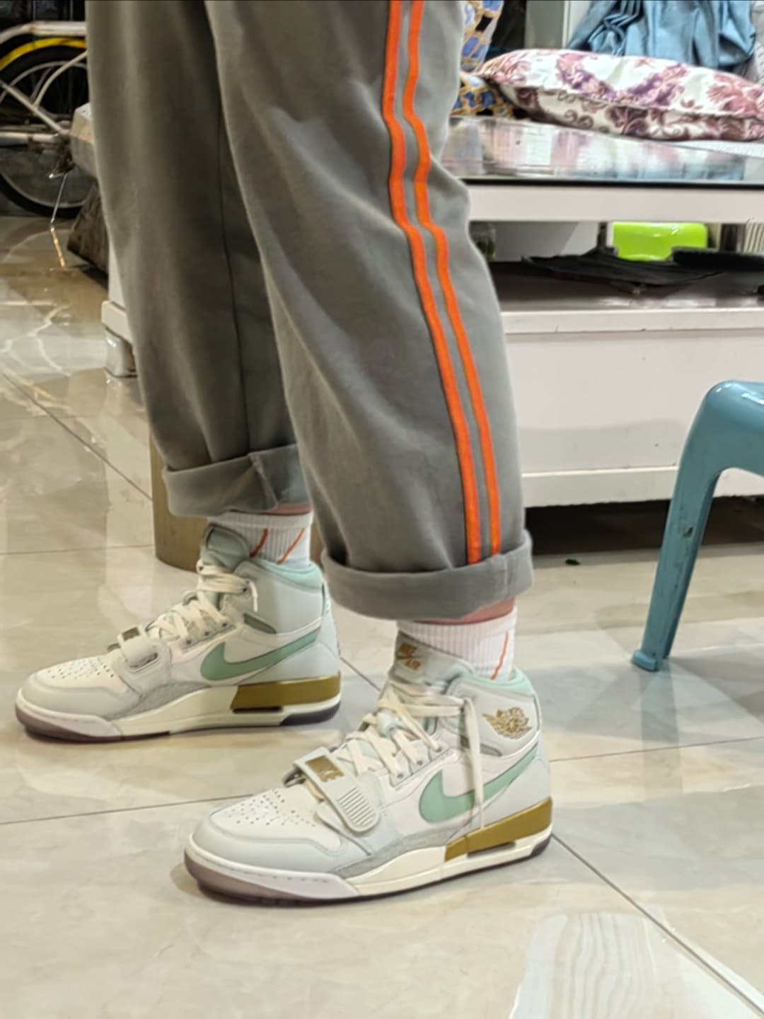 Jordan Legacy 312 year of the tiger - photo of buyer Егор