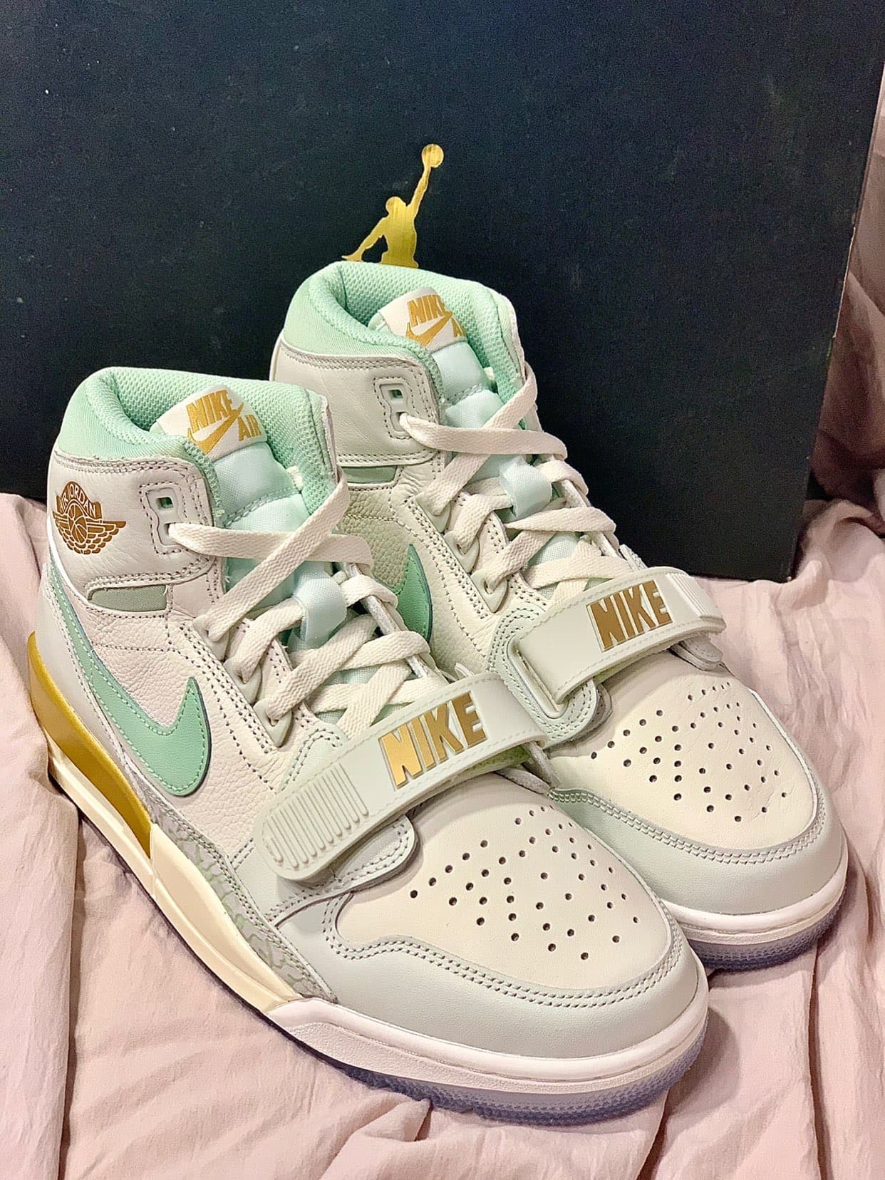 Jordan Legacy 312 year of the tiger - photo of buyer Саша