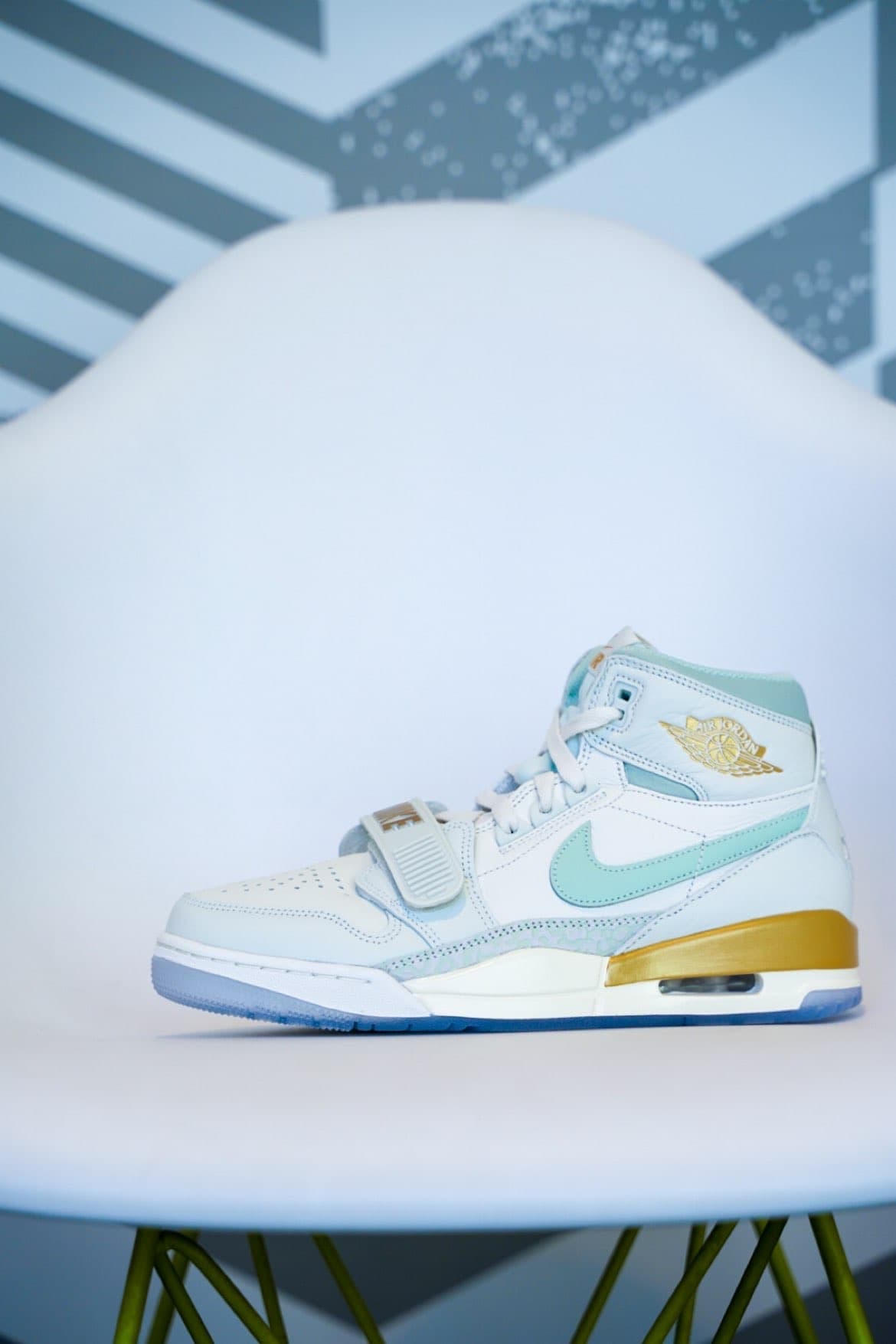 Jordan Legacy 312 year of the tiger - photo of buyer Виктор