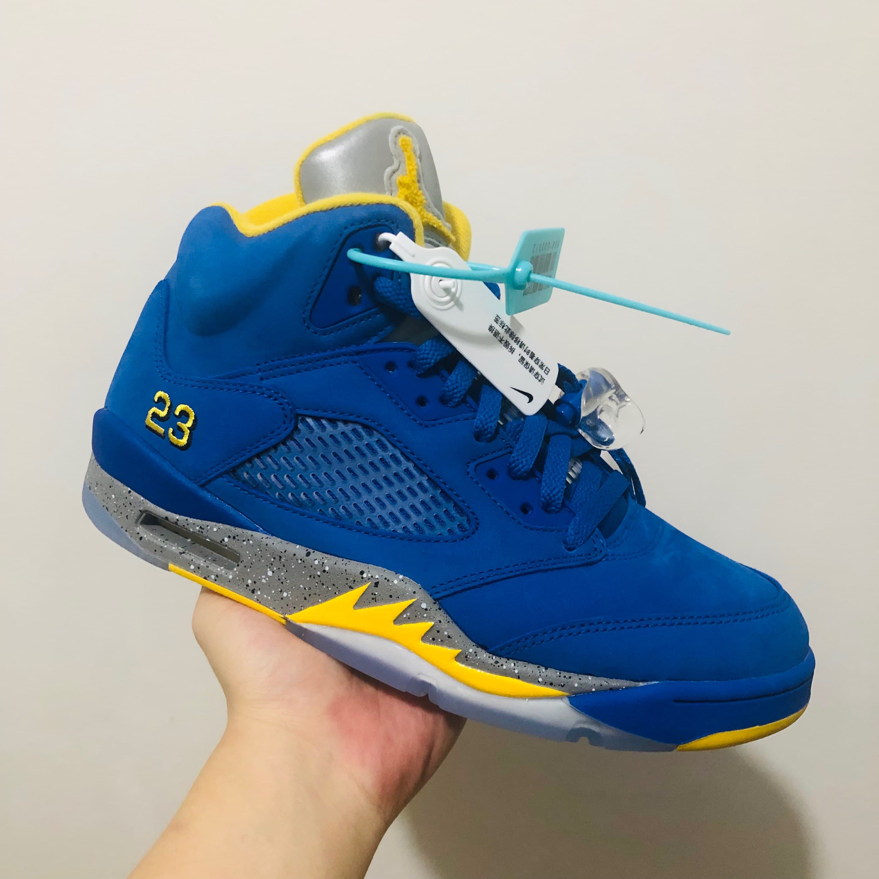 Jordan Air Jordan 5 Retro "Laney Varsity Royal" - фото покупателя Паша