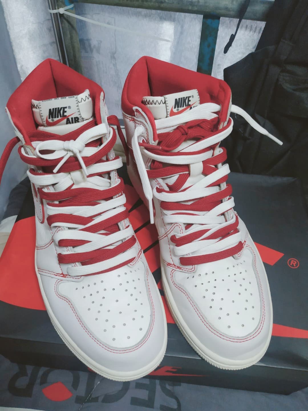 Jordan Air Jordan 1 retro high og phantom - фото покупателя Николай